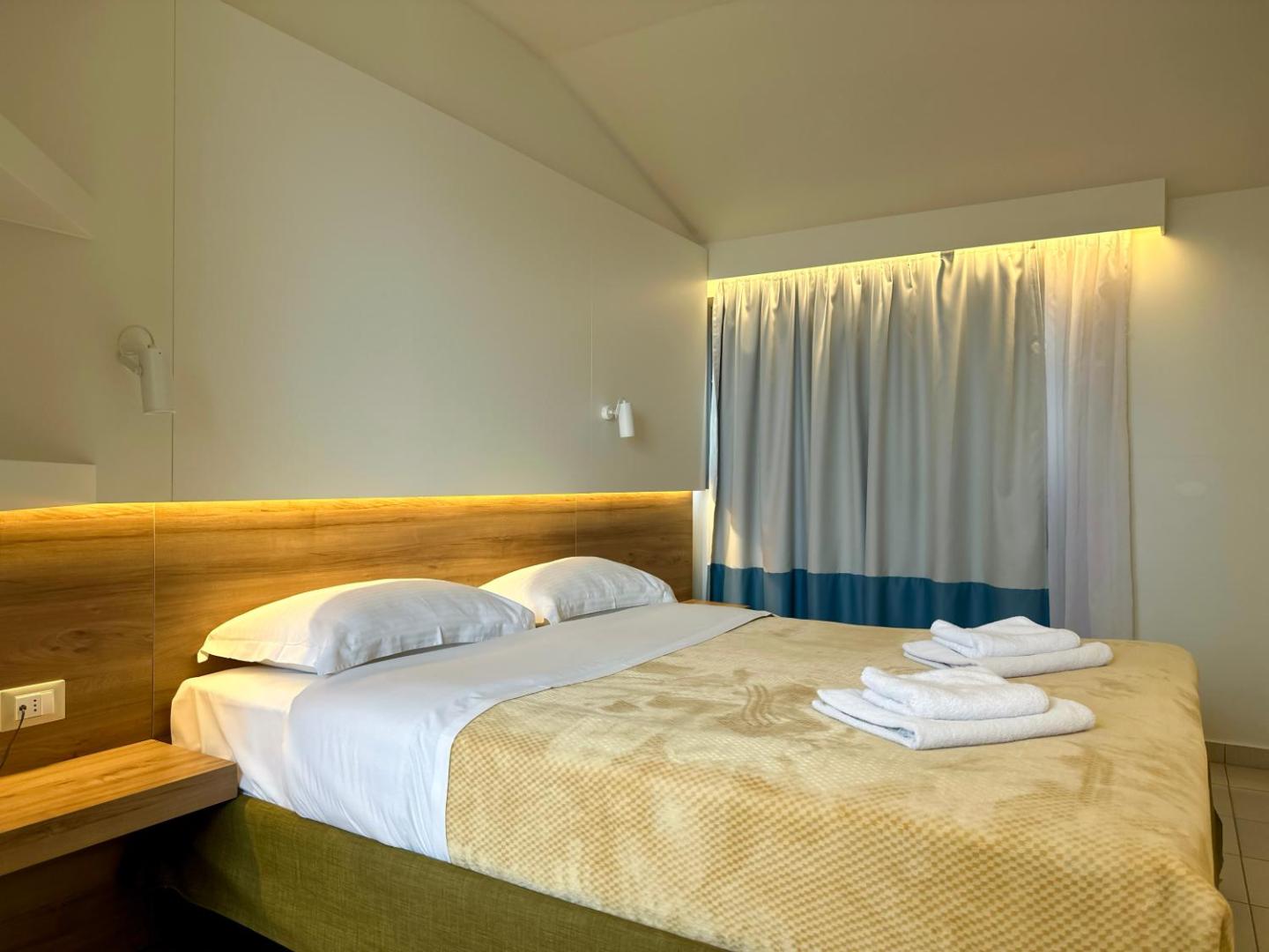 Hotel Mavridis 8