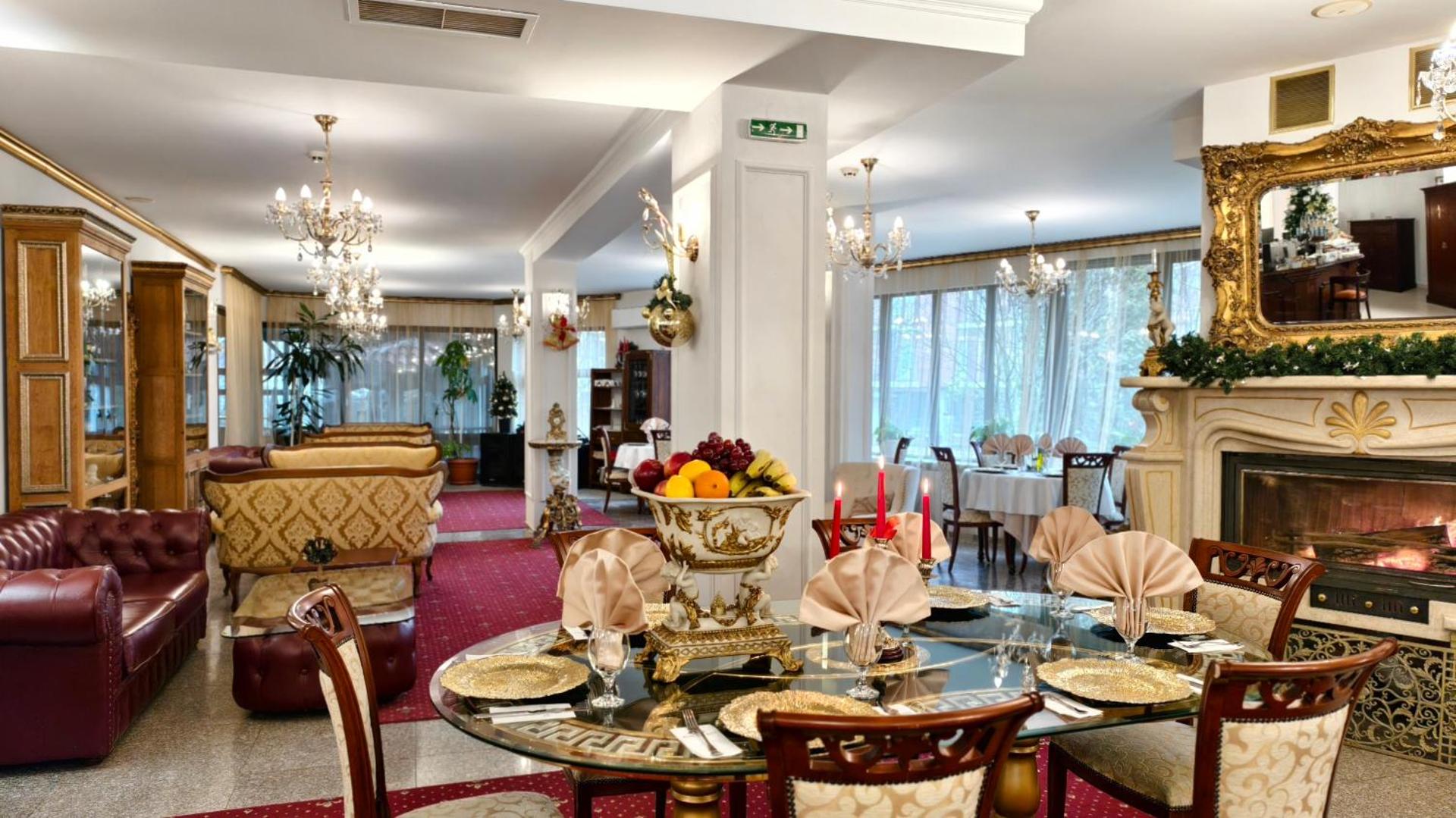 Elegant Lux Hotel 6