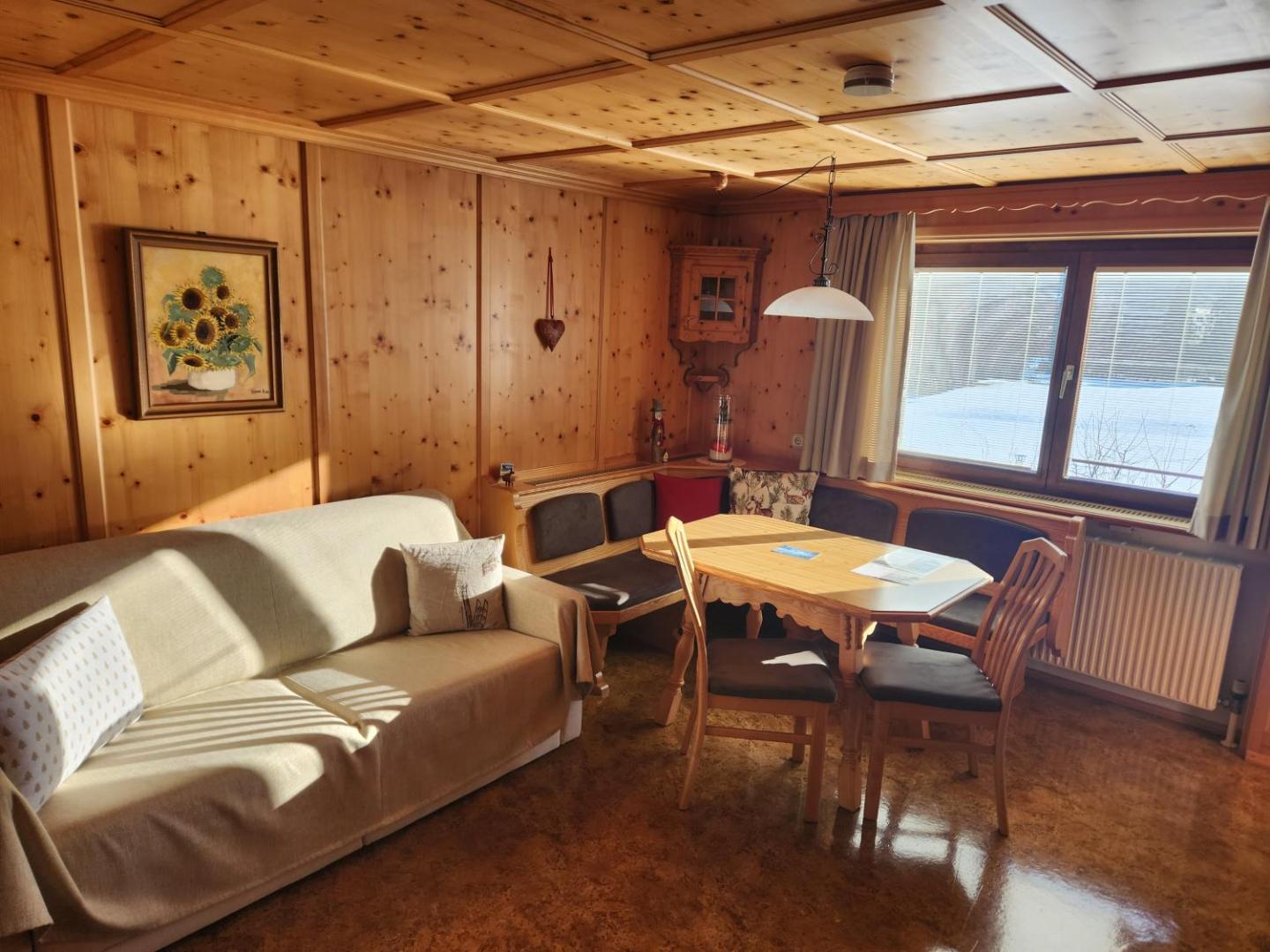 Ferienwohnung Bitschnau 5