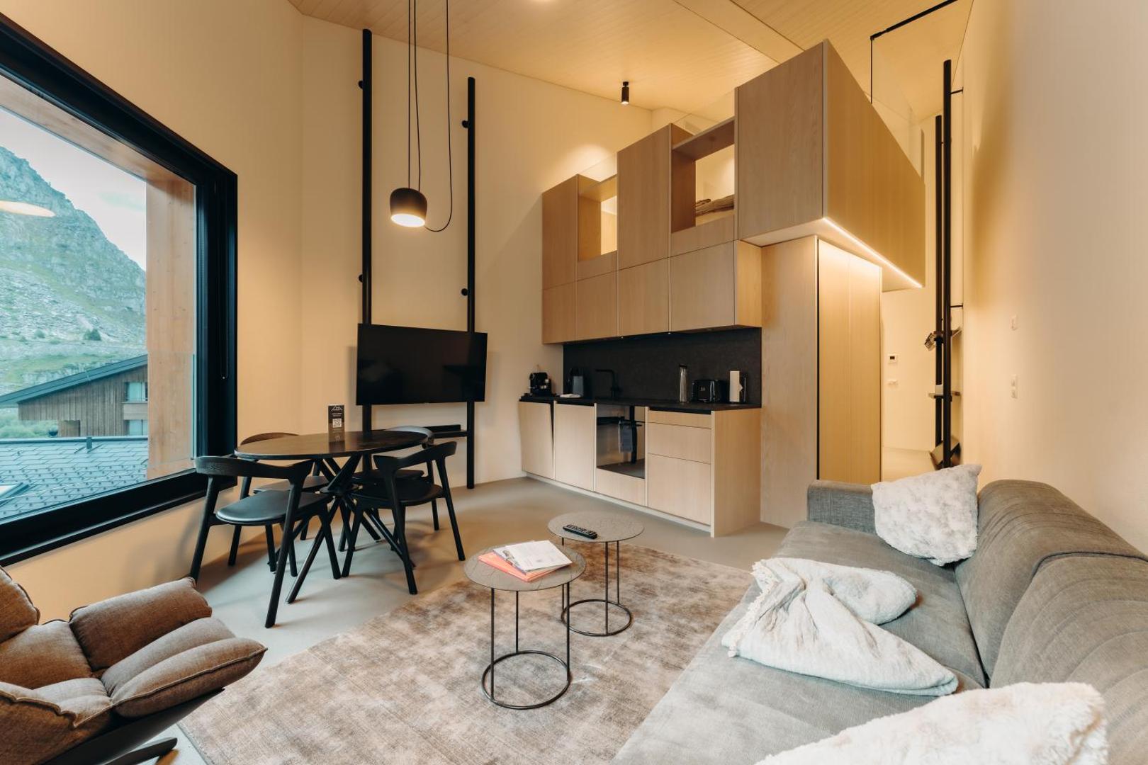 Andermatt Alpine Apartments 4