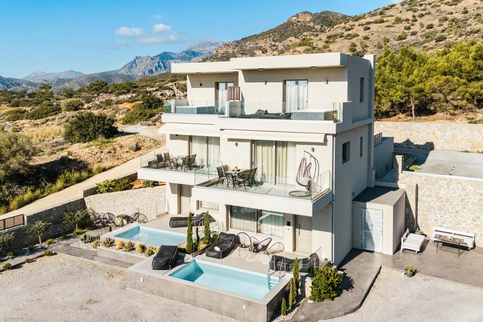 Thea Villas 8
