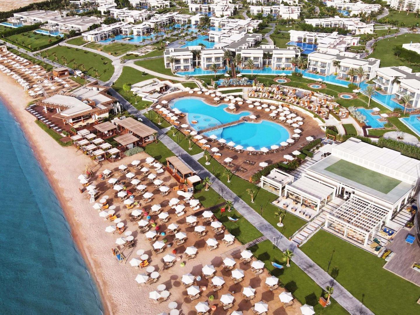 Rixos Premium Magawish Suites and Villas 3