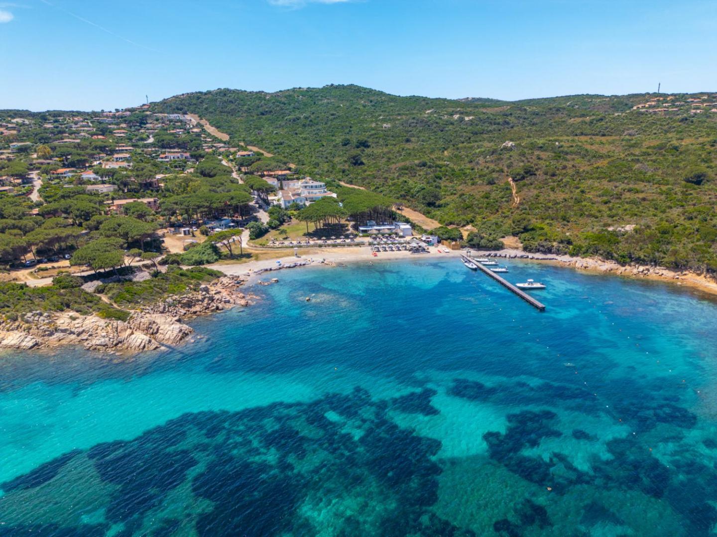 Hotel with swimming pool in Conca Verde just 100 mt from the sea 1