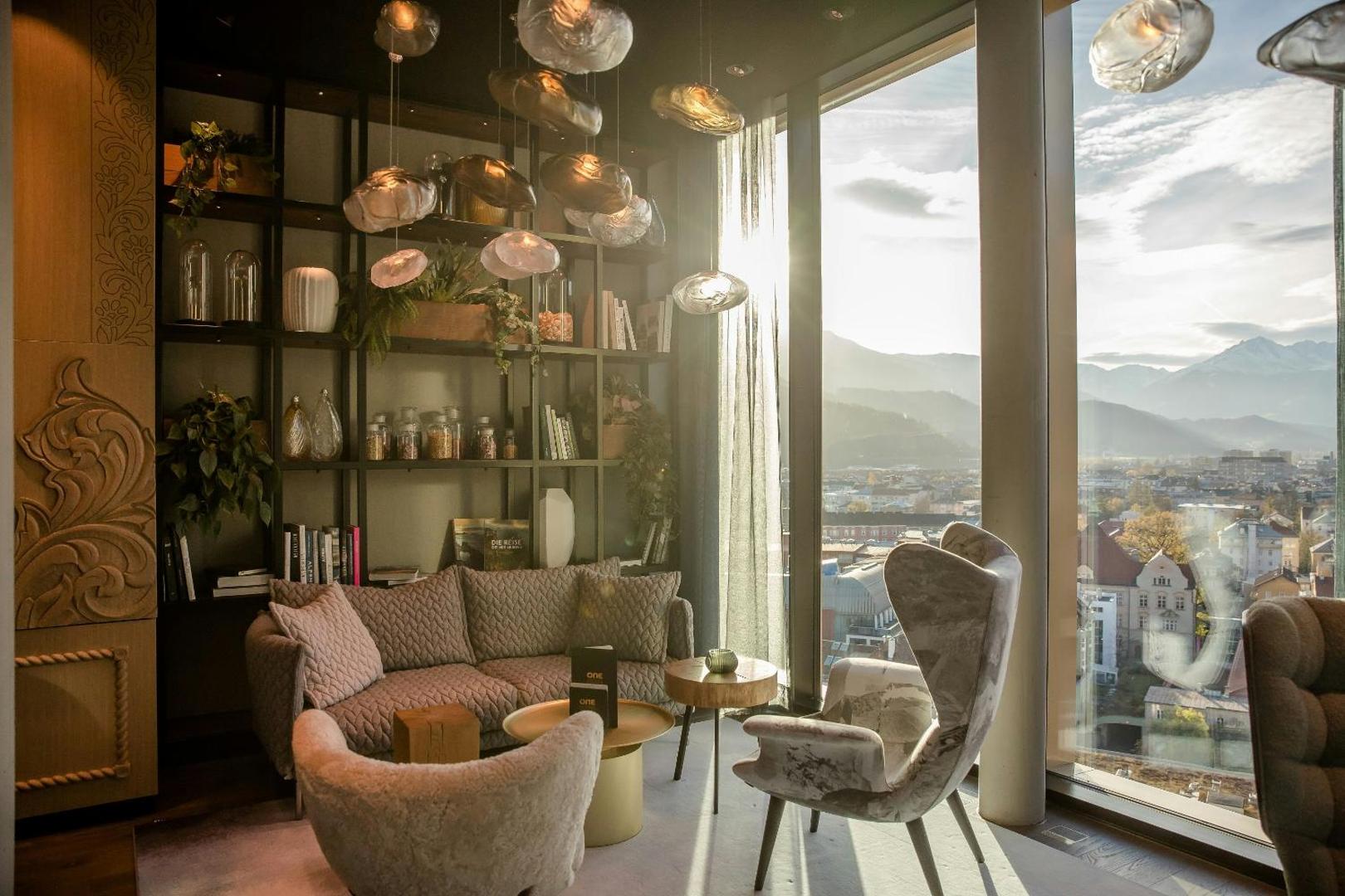 Motel One Innsbruck 2