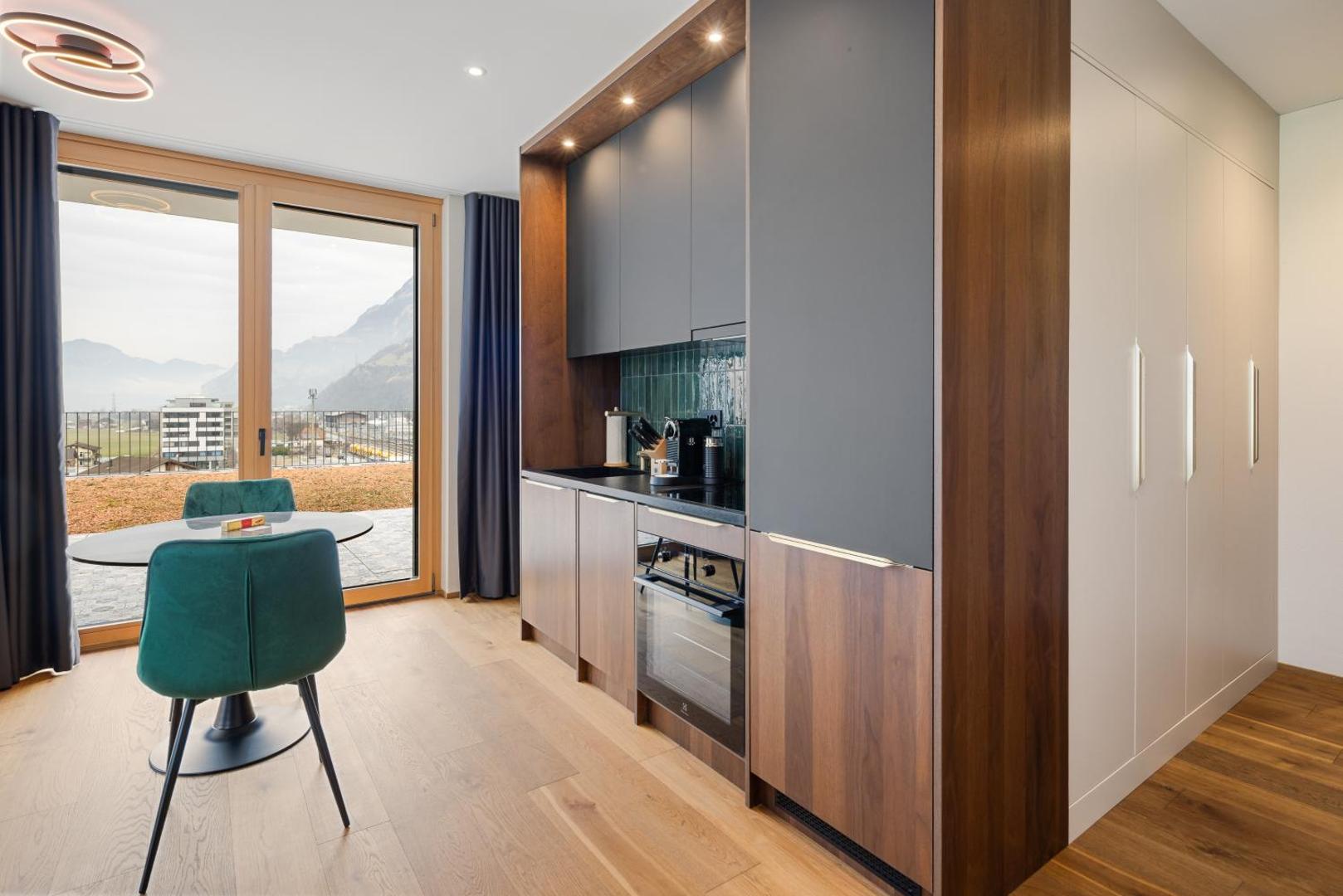 Visionary Hospitality Altdorf, Uri - Premium Apartments with Free Parking, Washer, Kitchen, Terrace, Train Station 5
