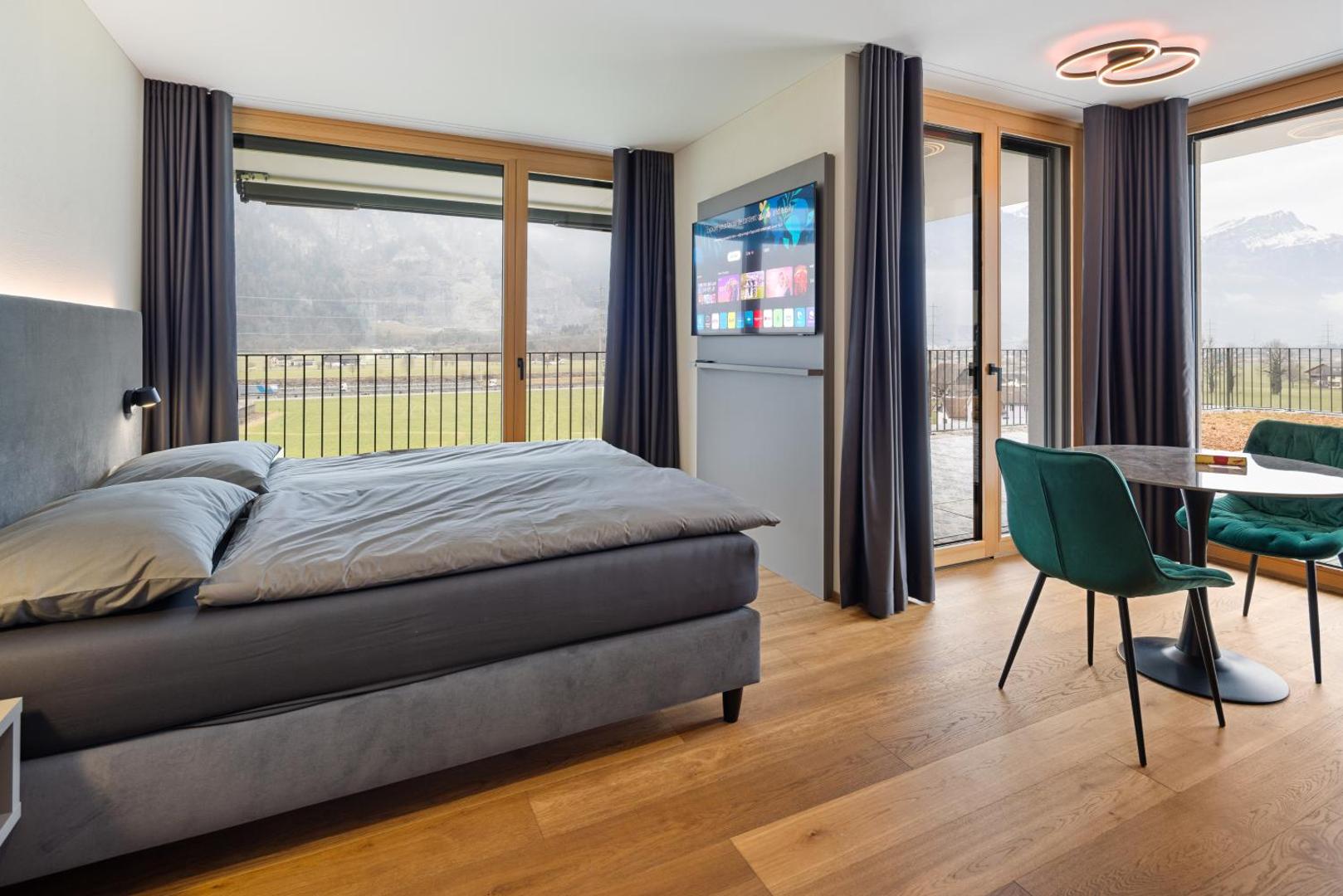 Visionary Hospitality Altdorf, Uri - Premium Apartments with Free Parking, Washer, Kitchen, Terrace, Train Station 6