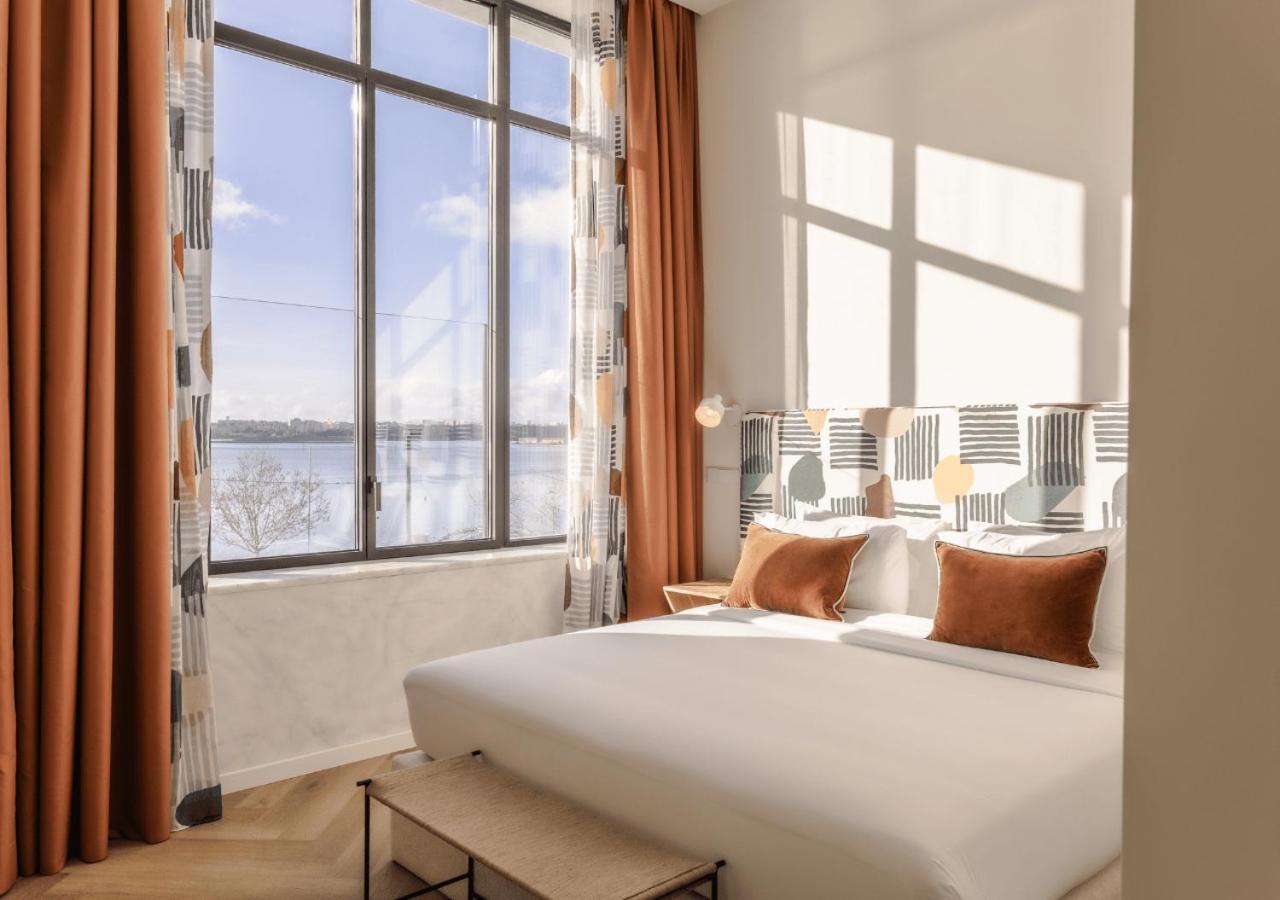 Upon Harbor - Seixal Bay Hotel 4