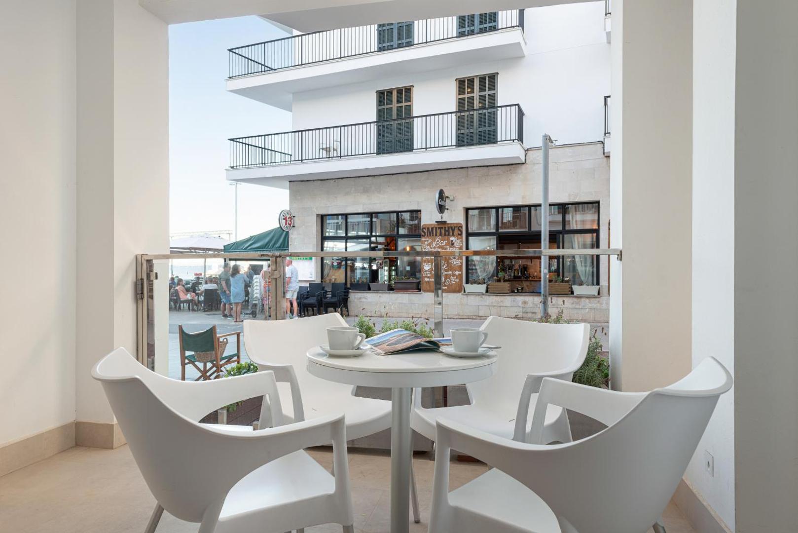 Hotel Cala Bona 6