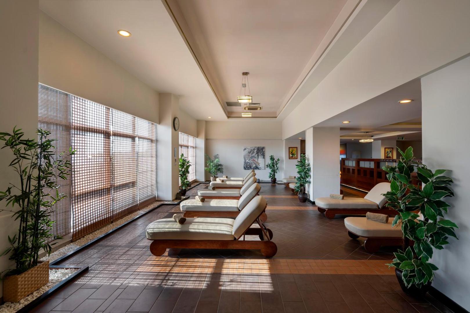 Limak Lara Deluxe Hotel & Resort Antalya 7