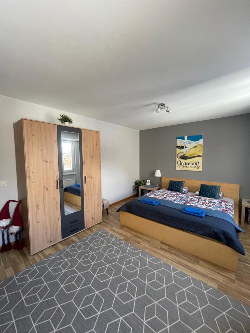 4P Apartment 7