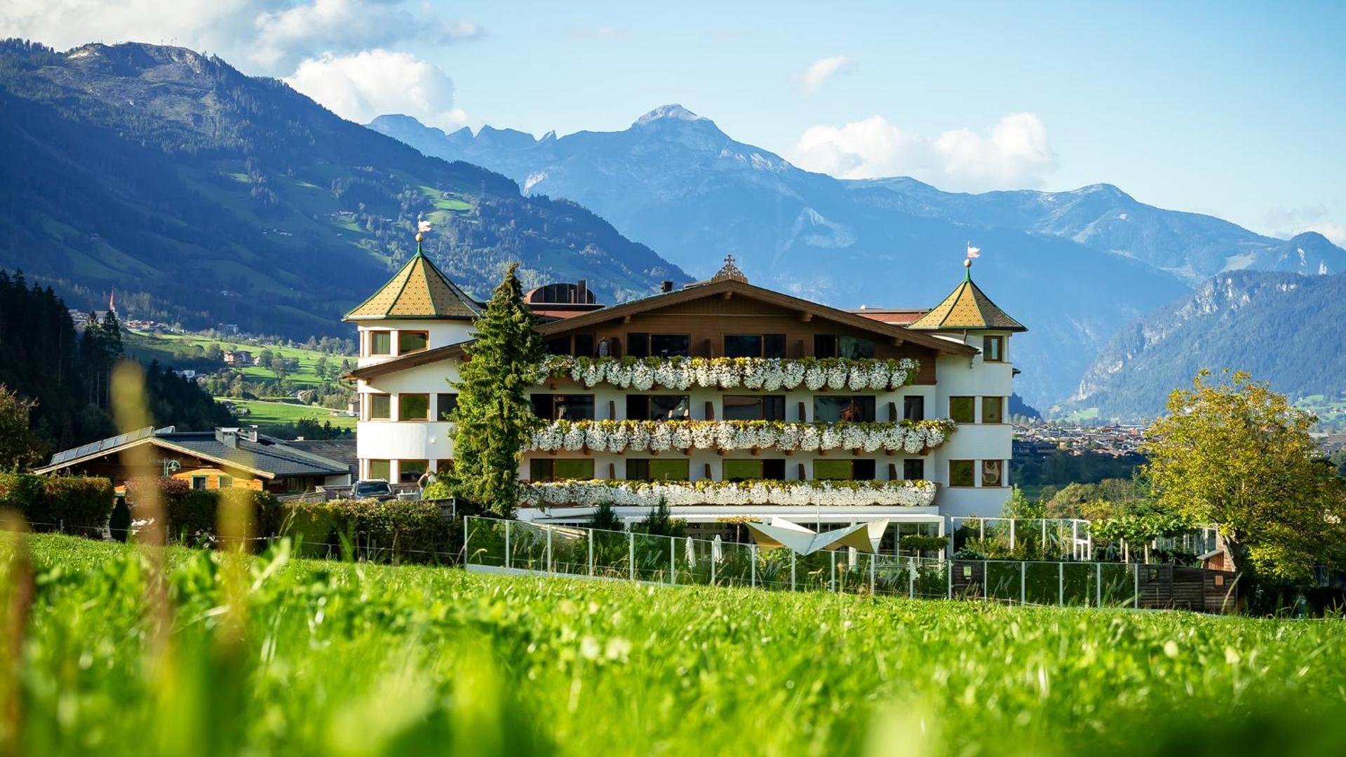 Hotel Magdalena im Zillertal - Urlaub mit Hund 1