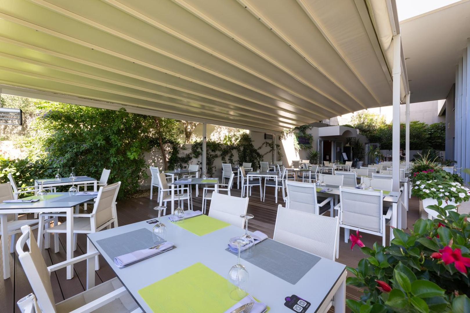Hotel Salona Palace 8
