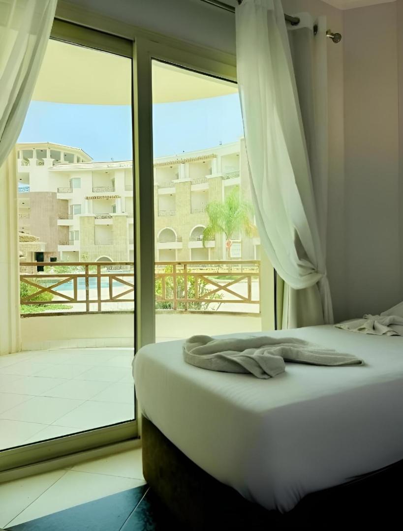 Royal Beach Premier Luxury Stay 6