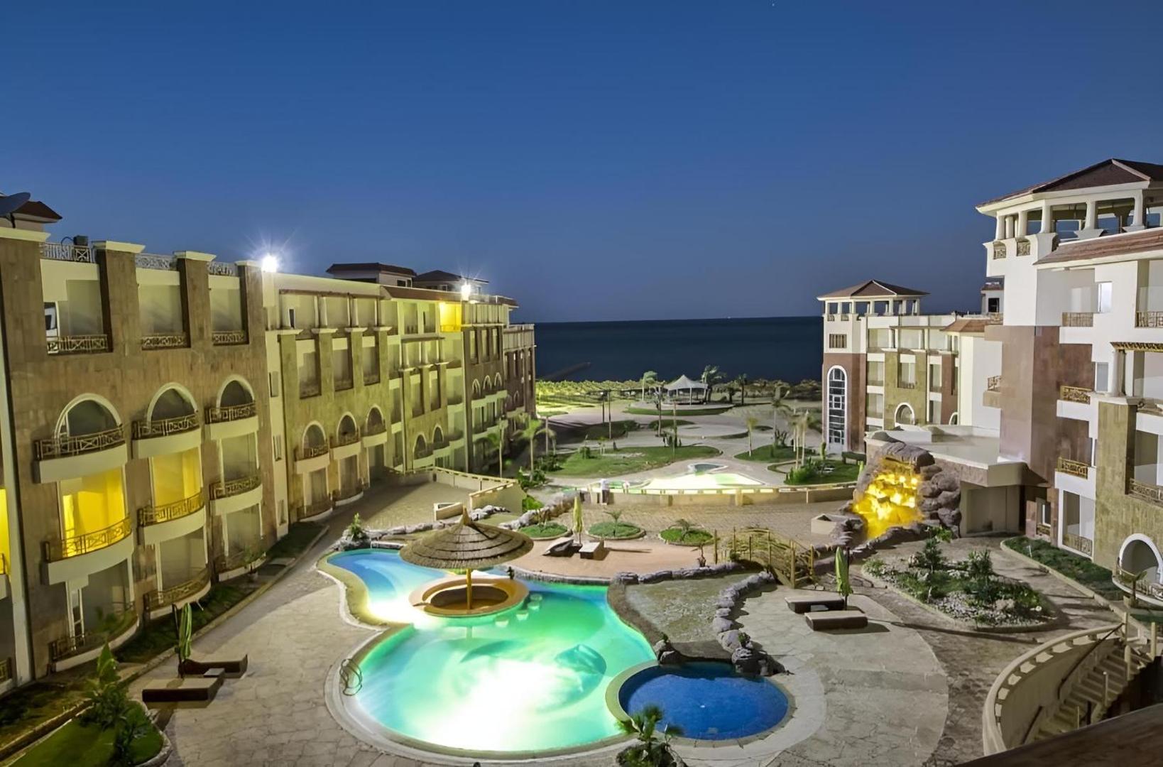 Royal Beach Premier Luxury Stay 5