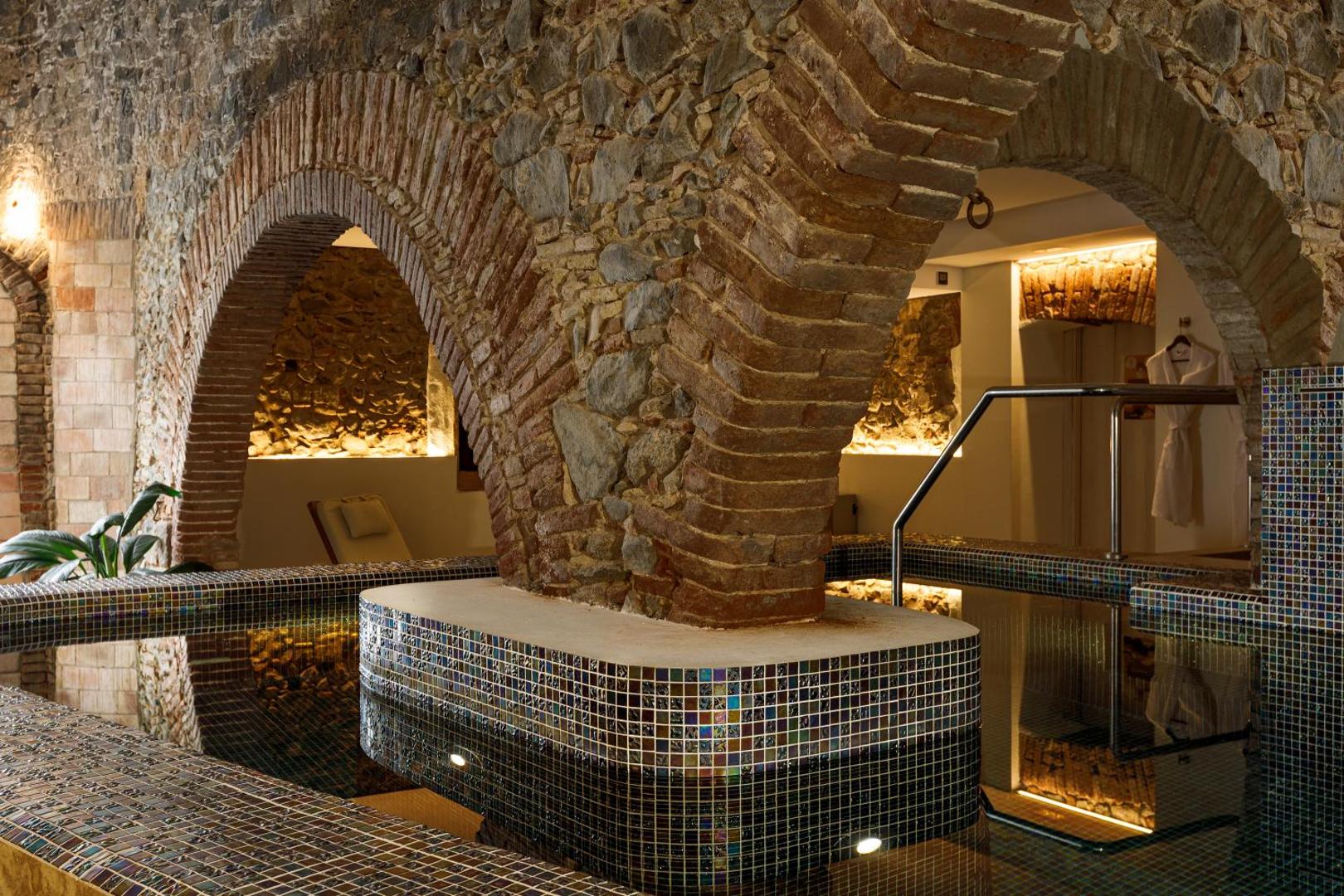 Boutique Hotel Comtal Empuries 4