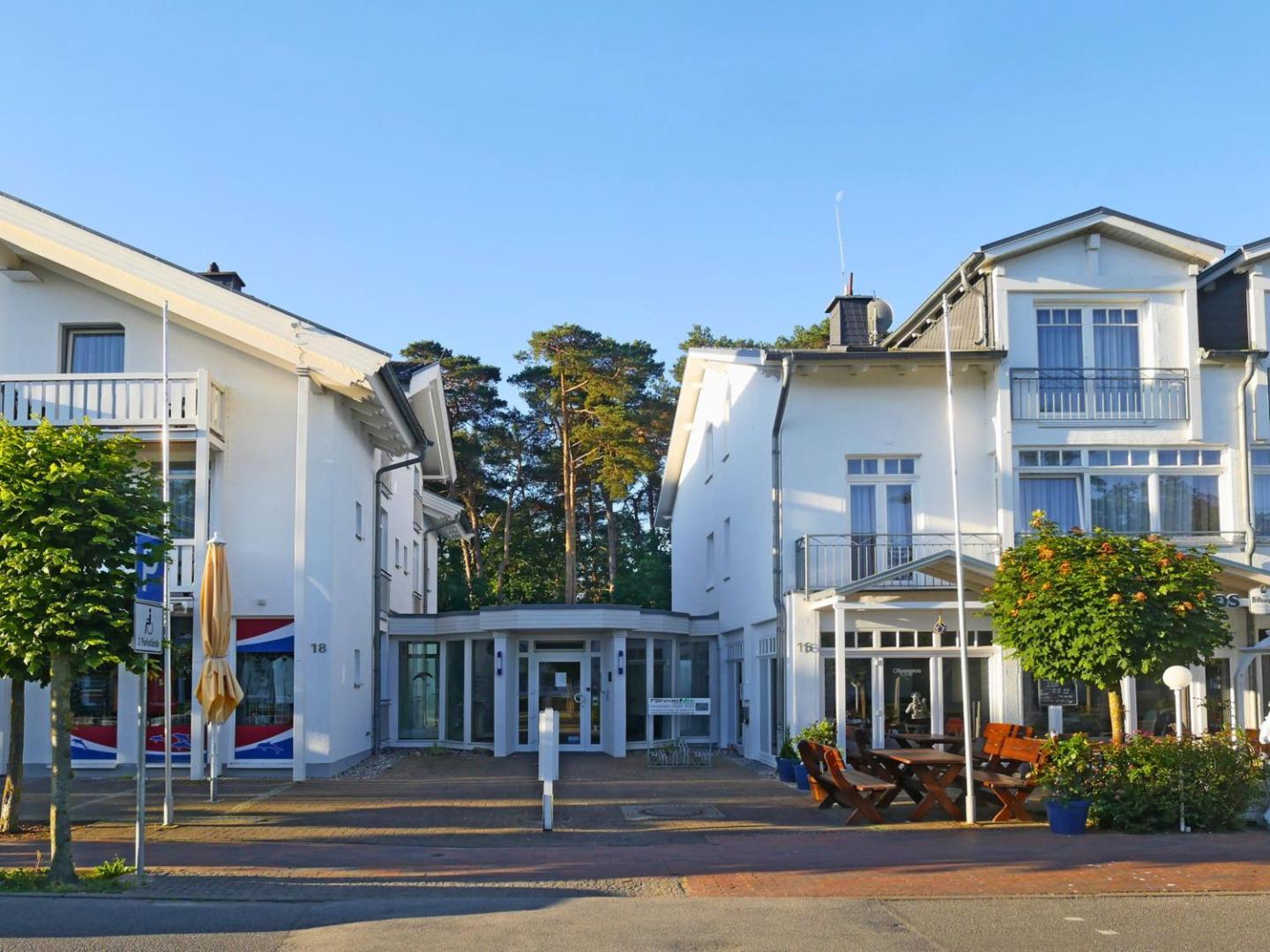 R&R Hotel Strandallee 7