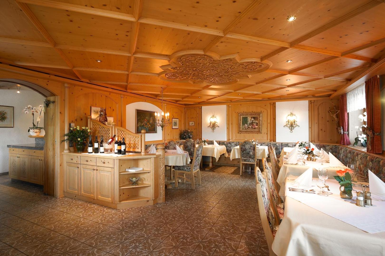 Hotel Montabella 5