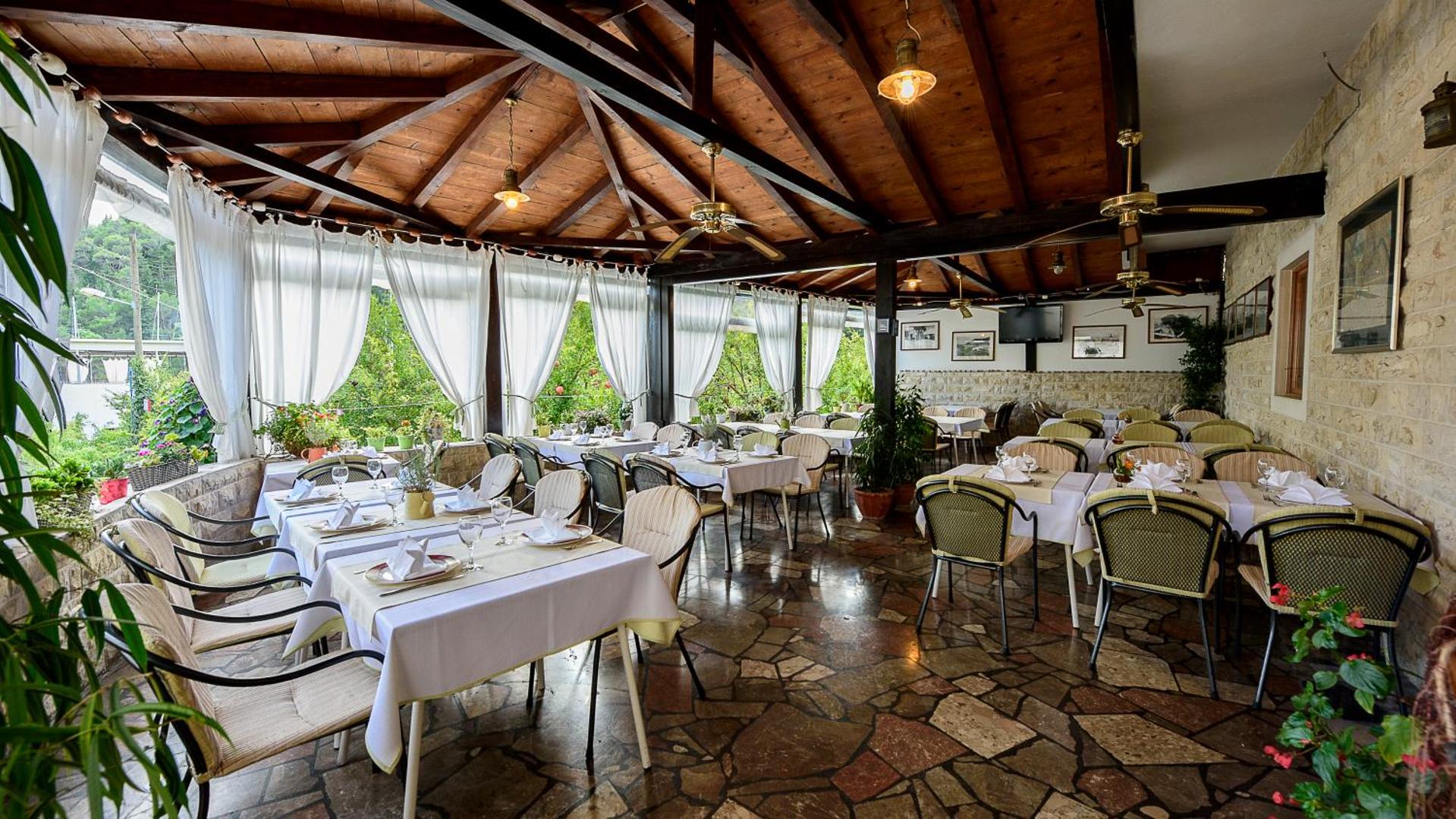 Hotel Bonaca 6