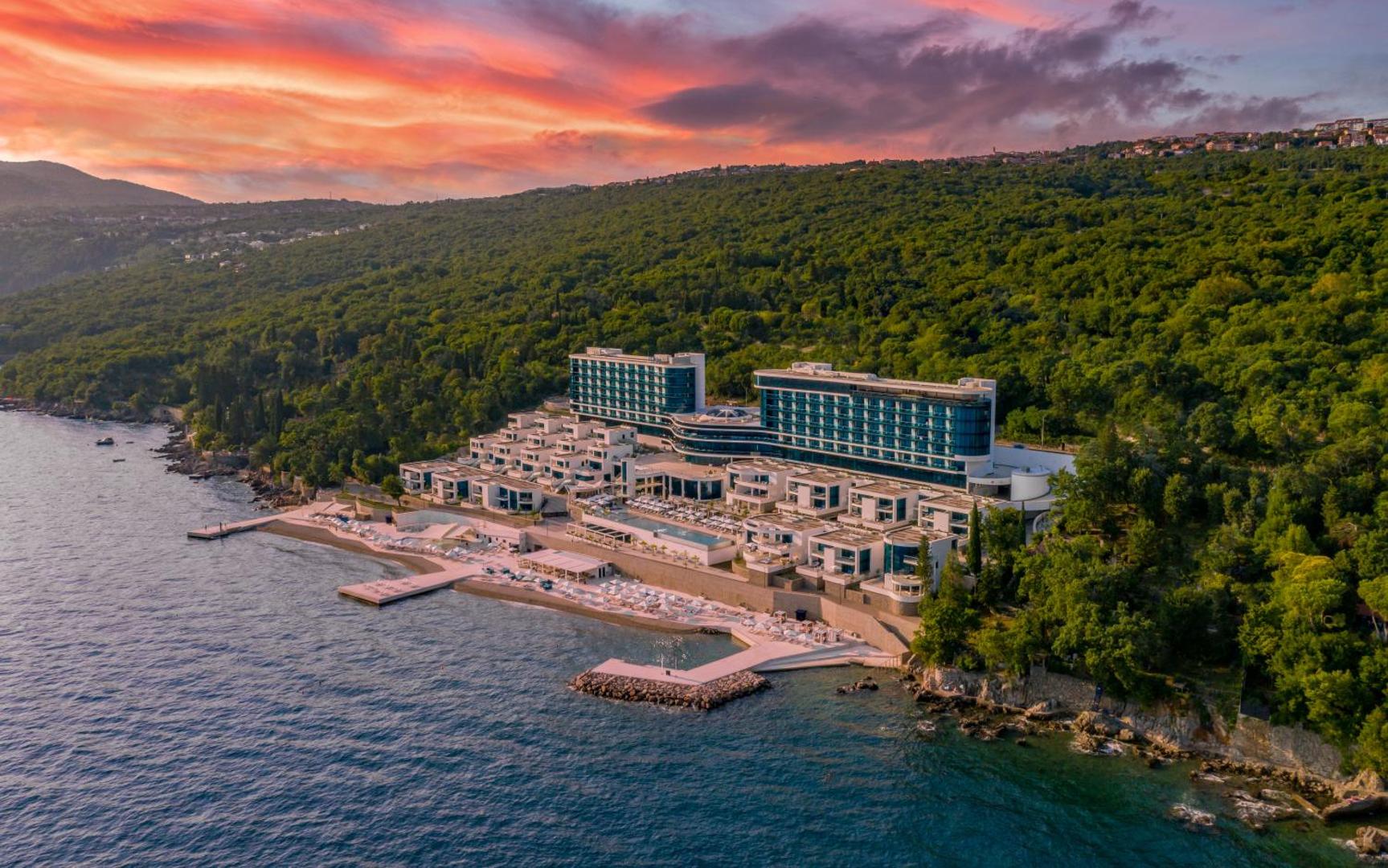 Hilton Rijeka Costabella Beach Resort And Spa 5