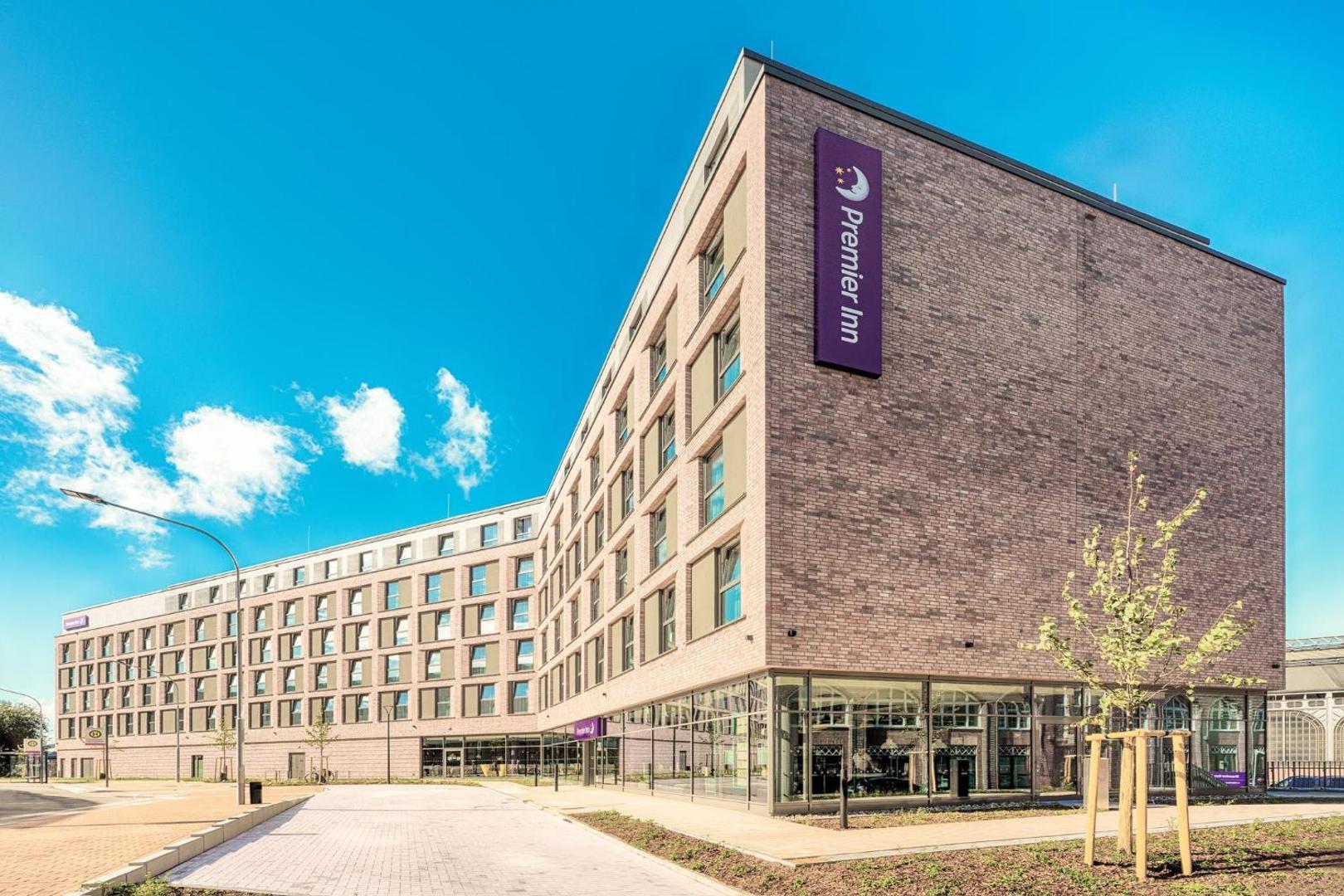 Premier Inn Lübeck City Centre 7