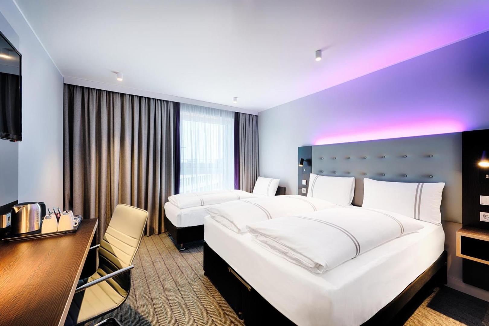 Premier Inn Lübeck City Centre 8