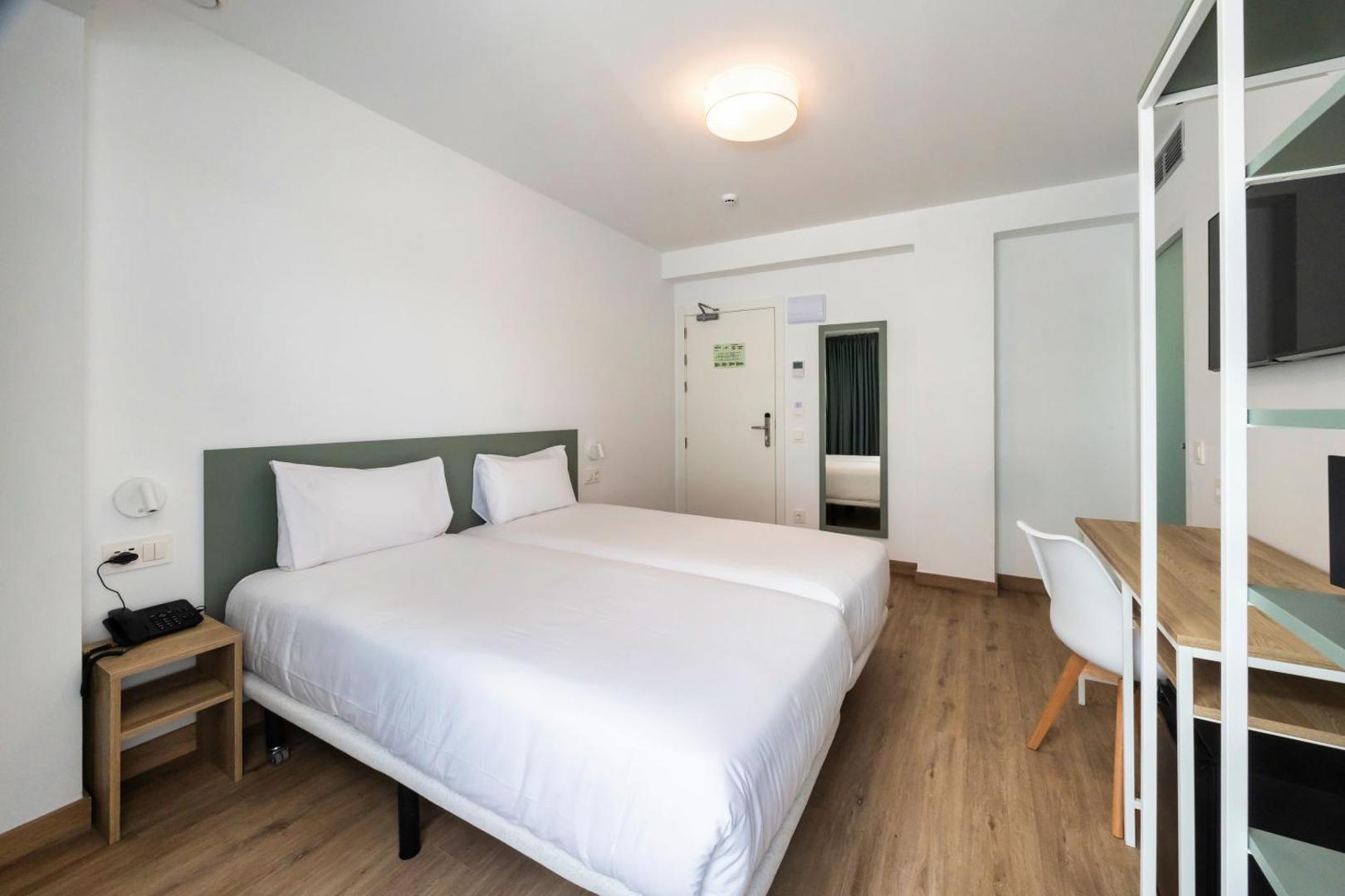 Hotel Calella by Beatriz Hoteles 3