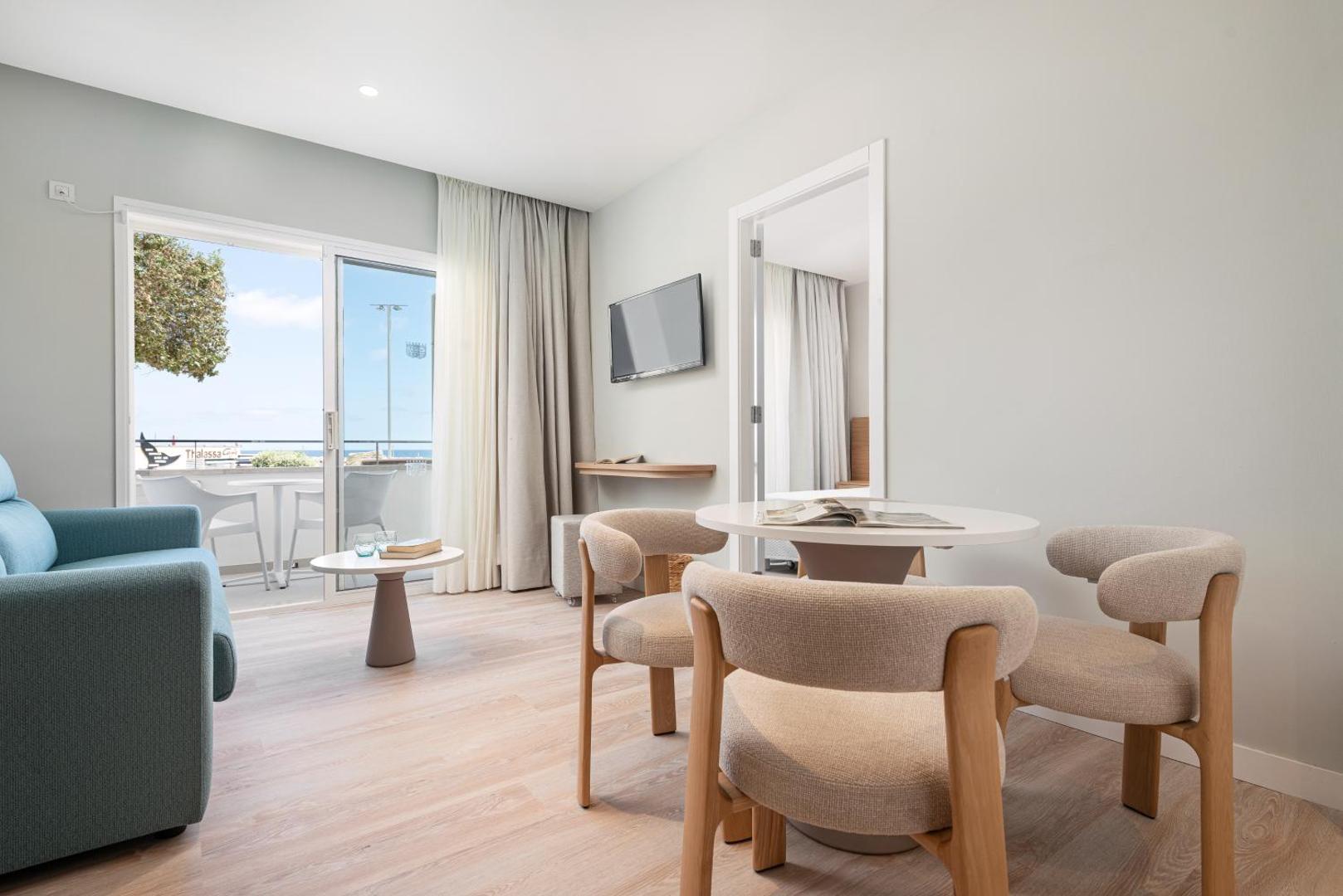 Hotel Cala Bona 7