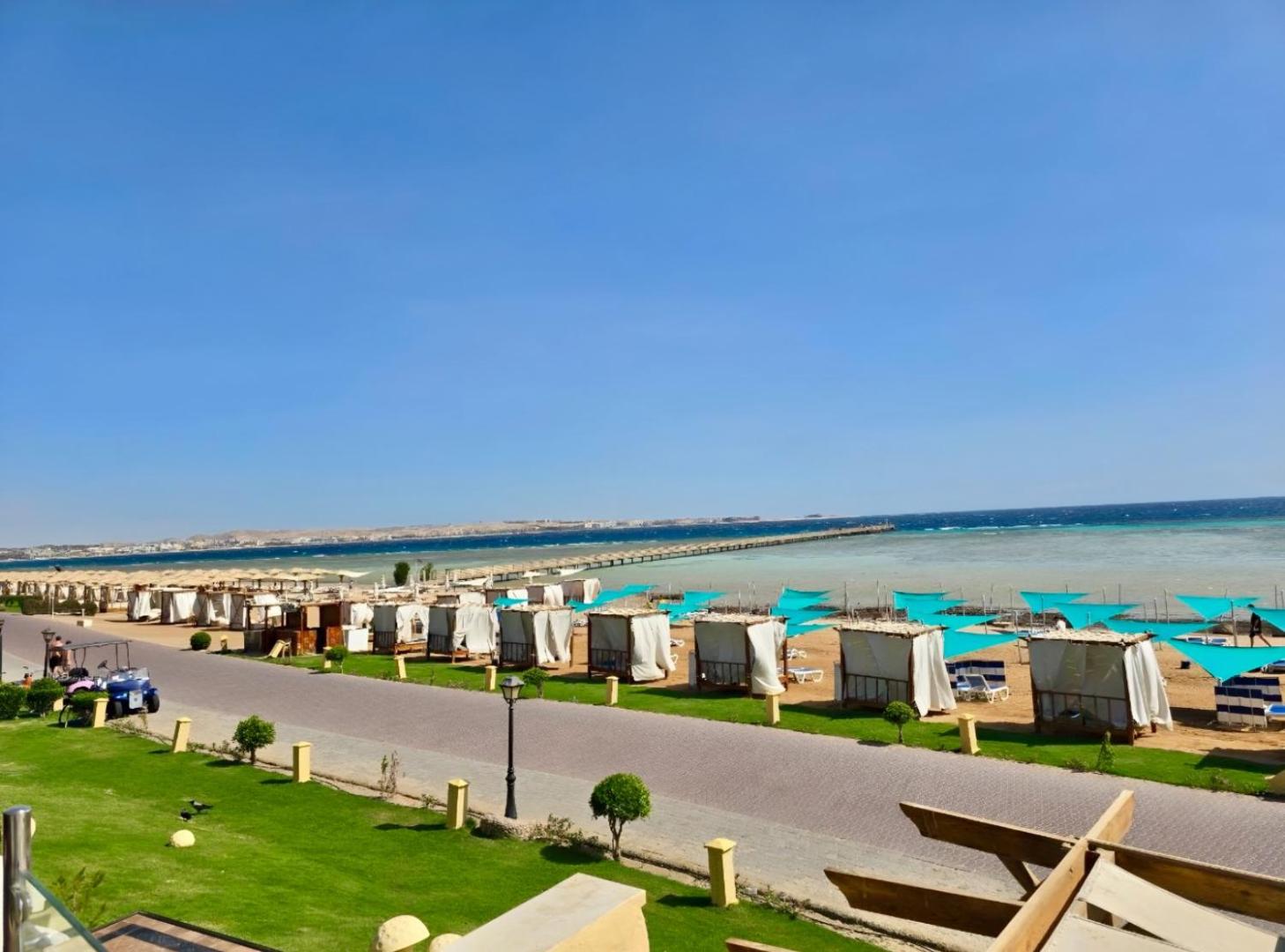 luxury Beachfront Studio- Foreign Nationals Only 8