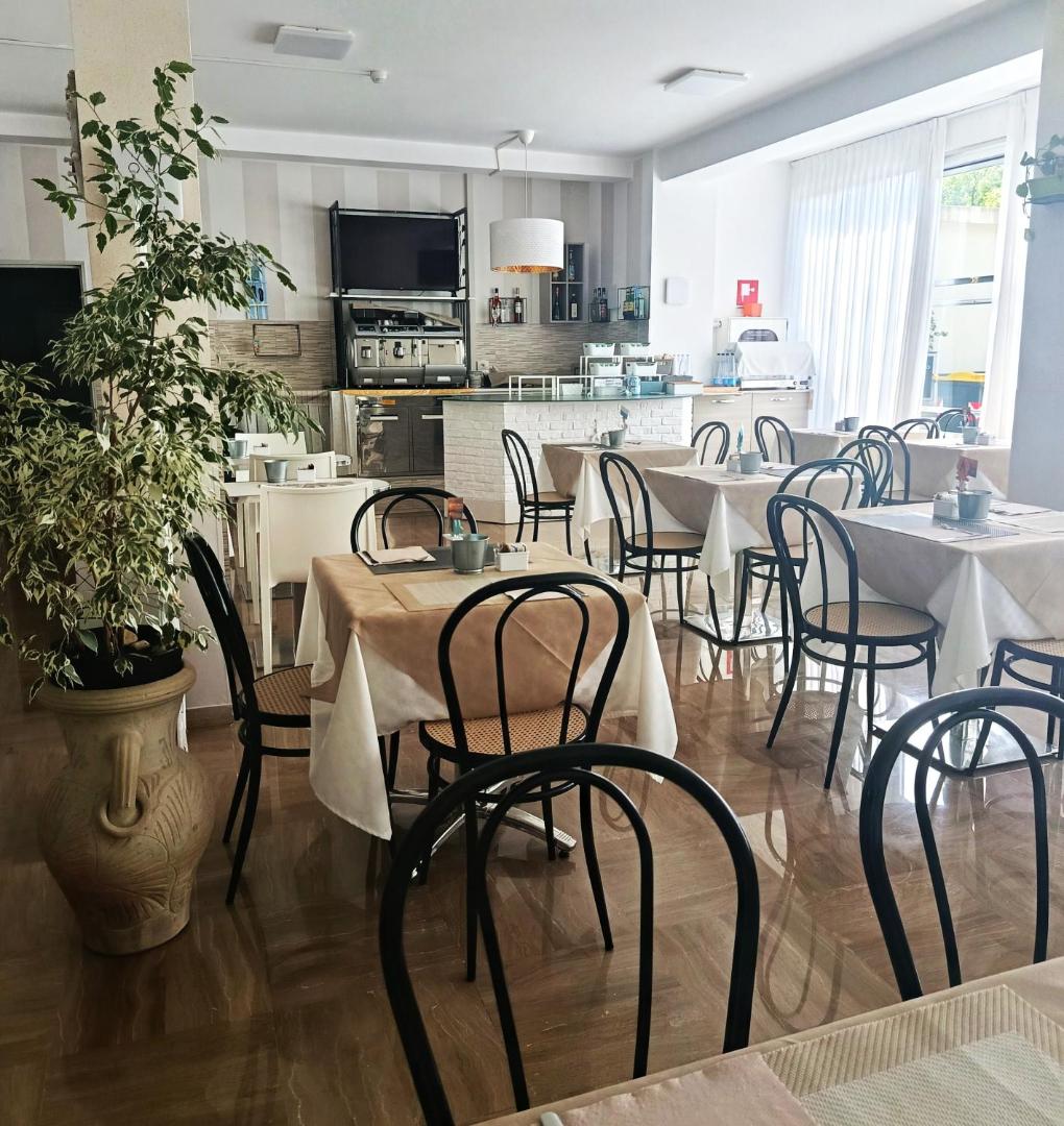 B&B - Meuble' - Hotel " CORDIALE " 5