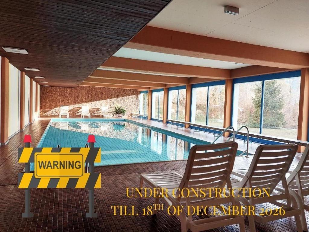 LAAX Central Holiday Apartment with Pool & Sauna 5
