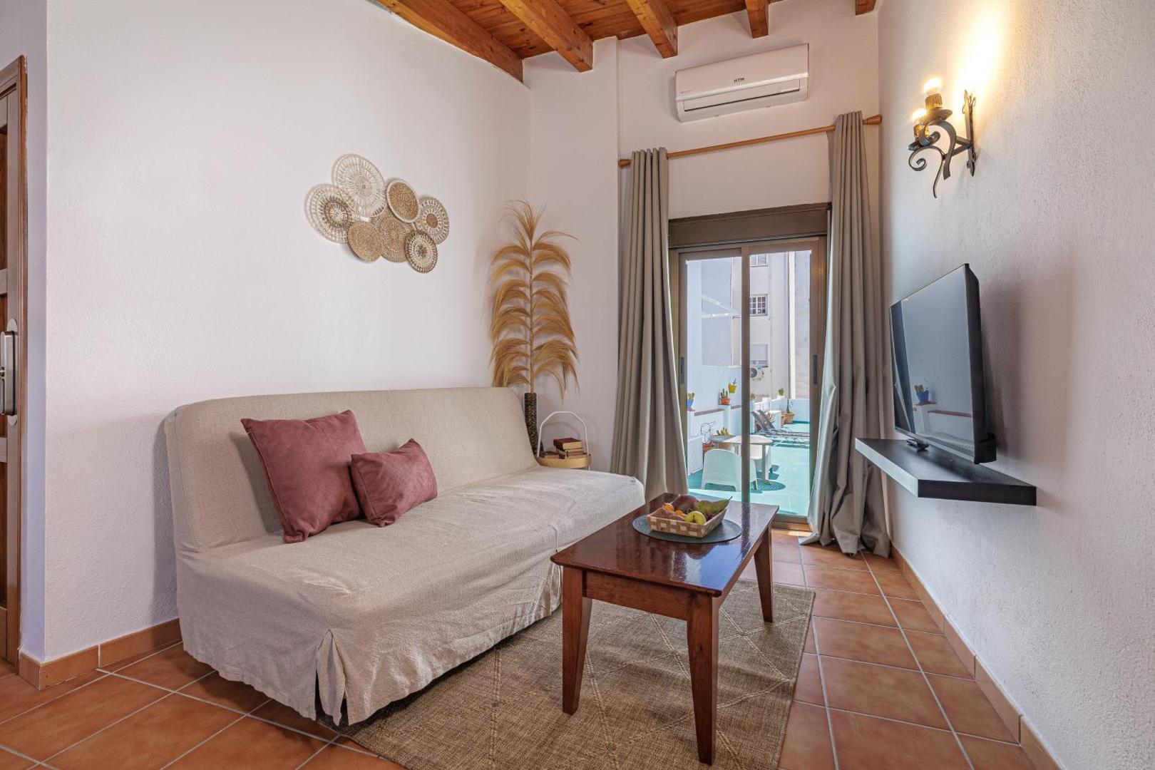 Marbella Village 8