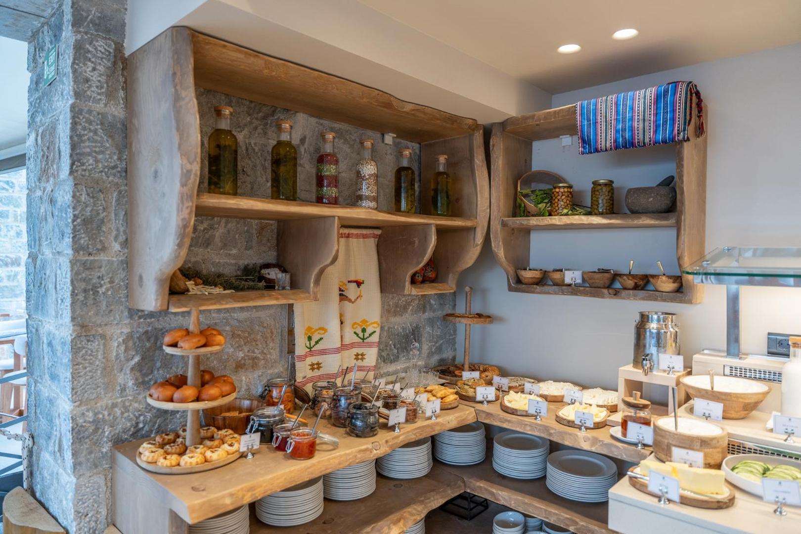 Volta Seaside Boutique Hotel 7