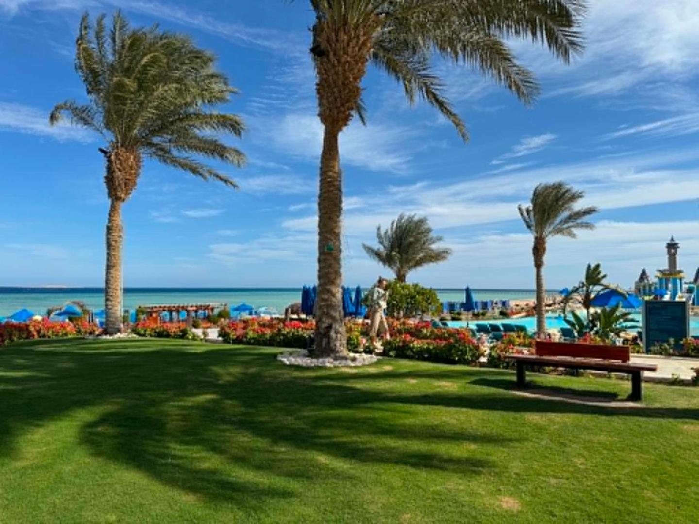Joy'Apartments in Gravity Hotel Aquapark Sahl Hasheesh for foreign passport holders only 6