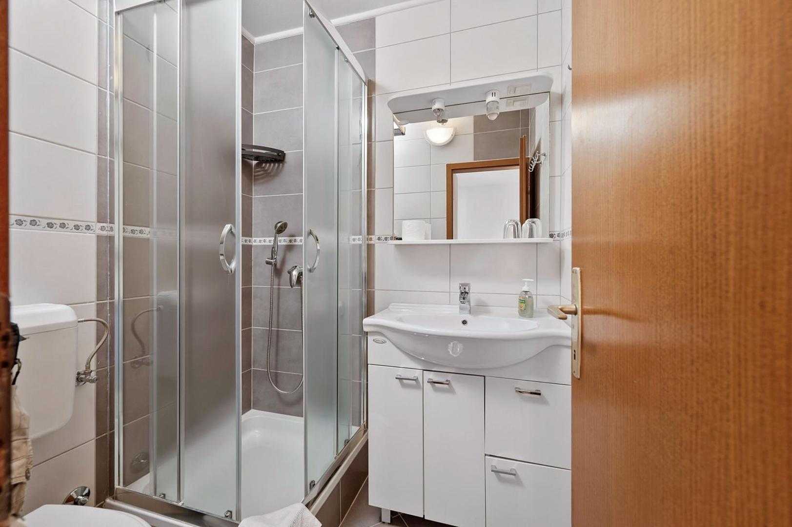 Guesthouse Marija II 4