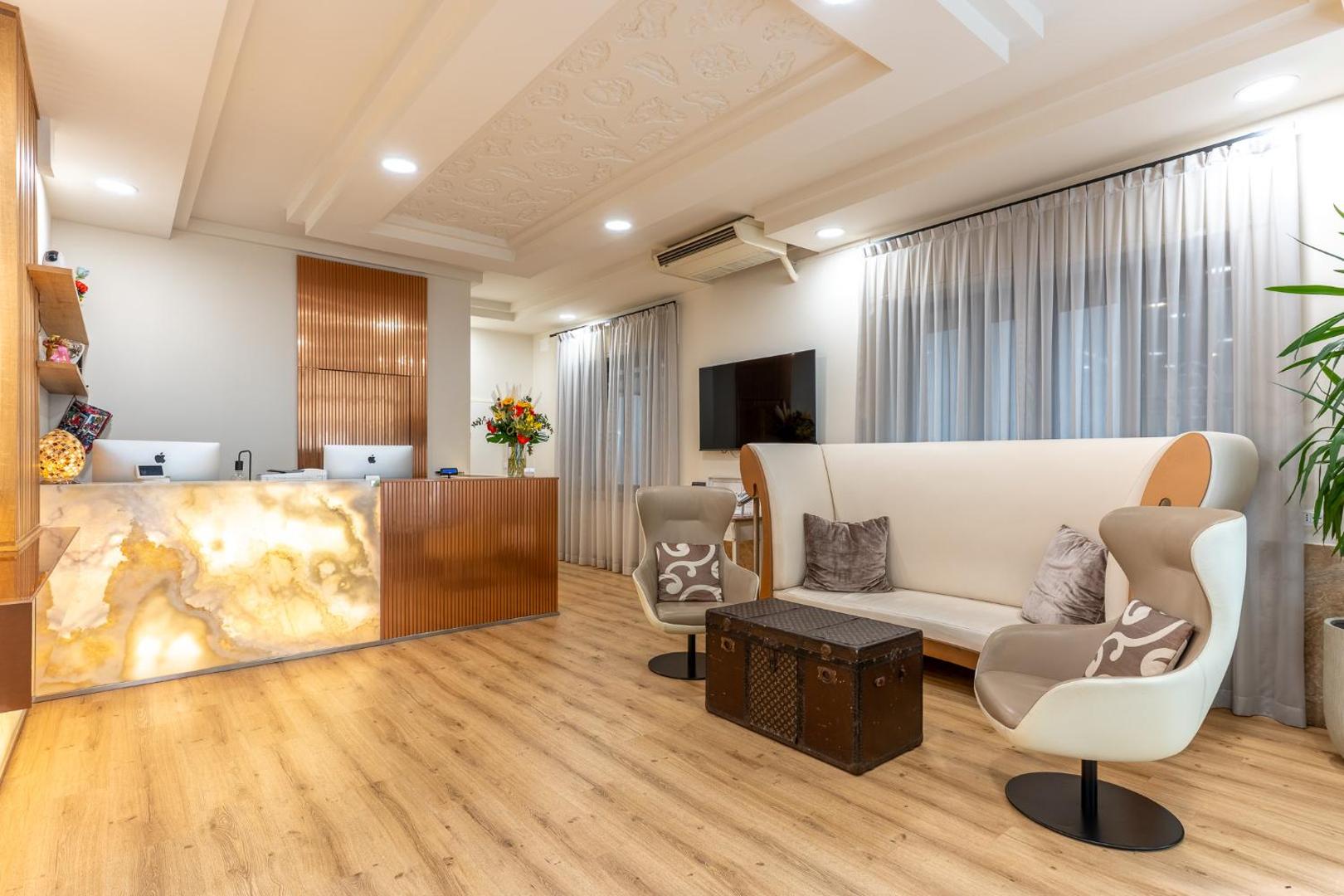 Hotel Central Giacomini 6