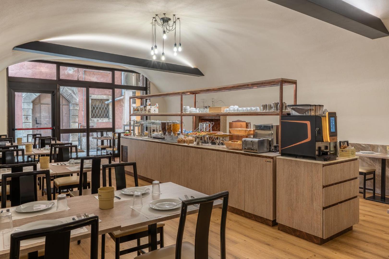 Hotel Central Giacomini 5
