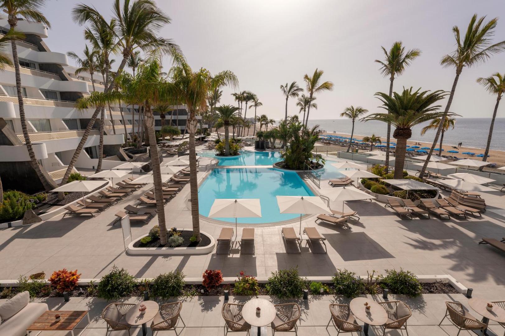 Plus Fariones Suite Hotel 8