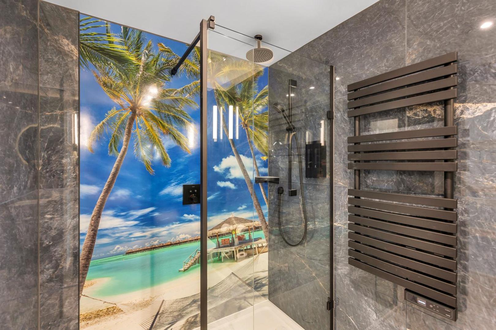 A&R Luxury Apartments 4