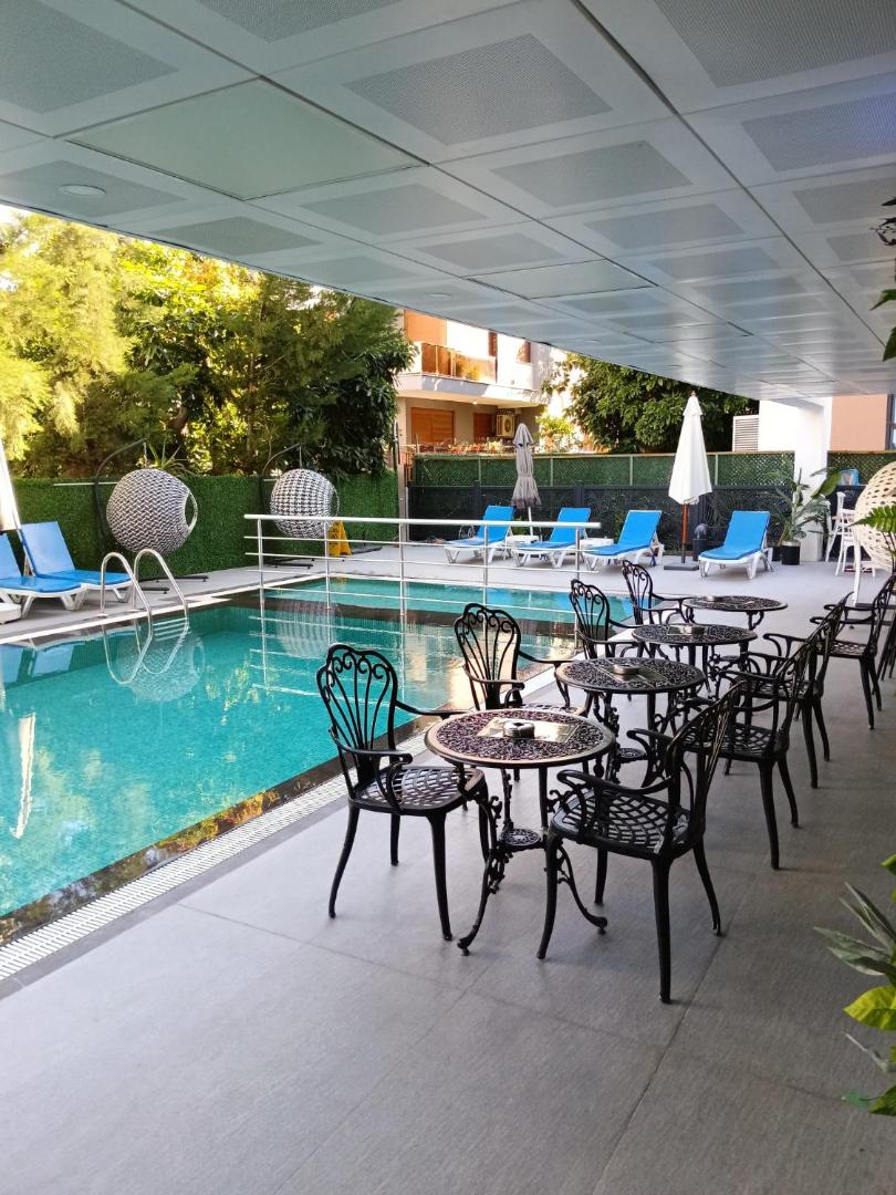 Sam Hotel 5