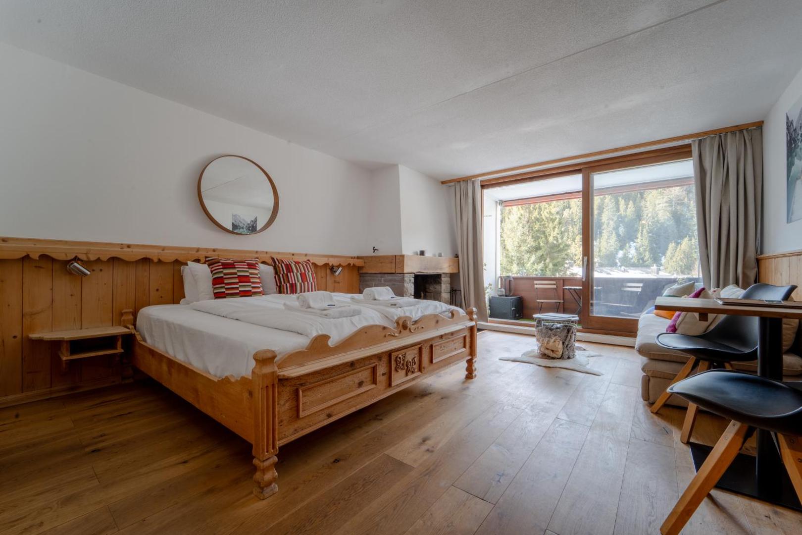 Modern LAAX apt Swimming Pools Wellness and Tennis 1