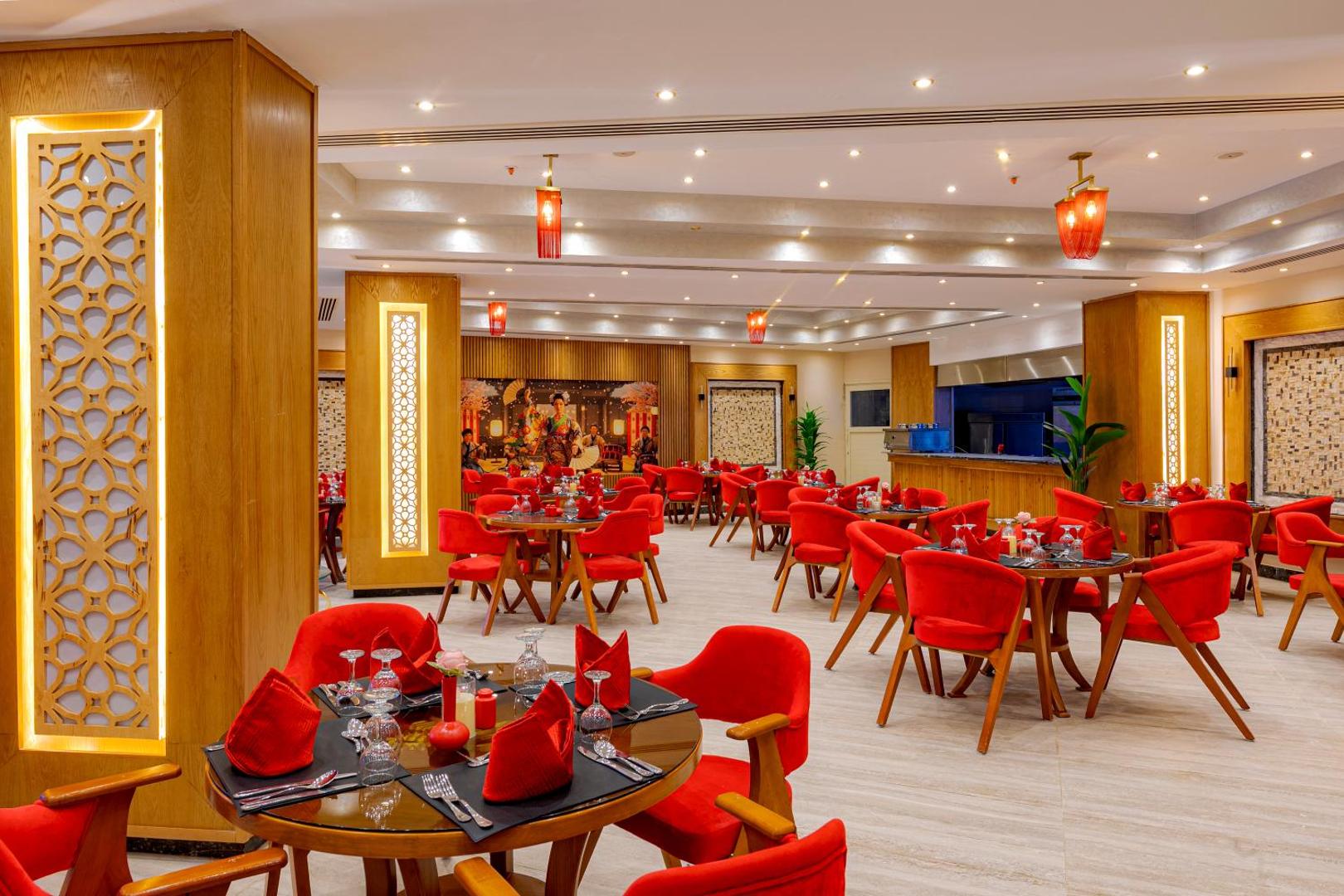 Rewaya Luxury Resort 7