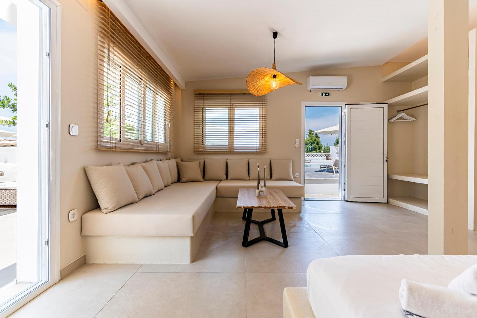 Haris Hotel by Diomedes Group 6