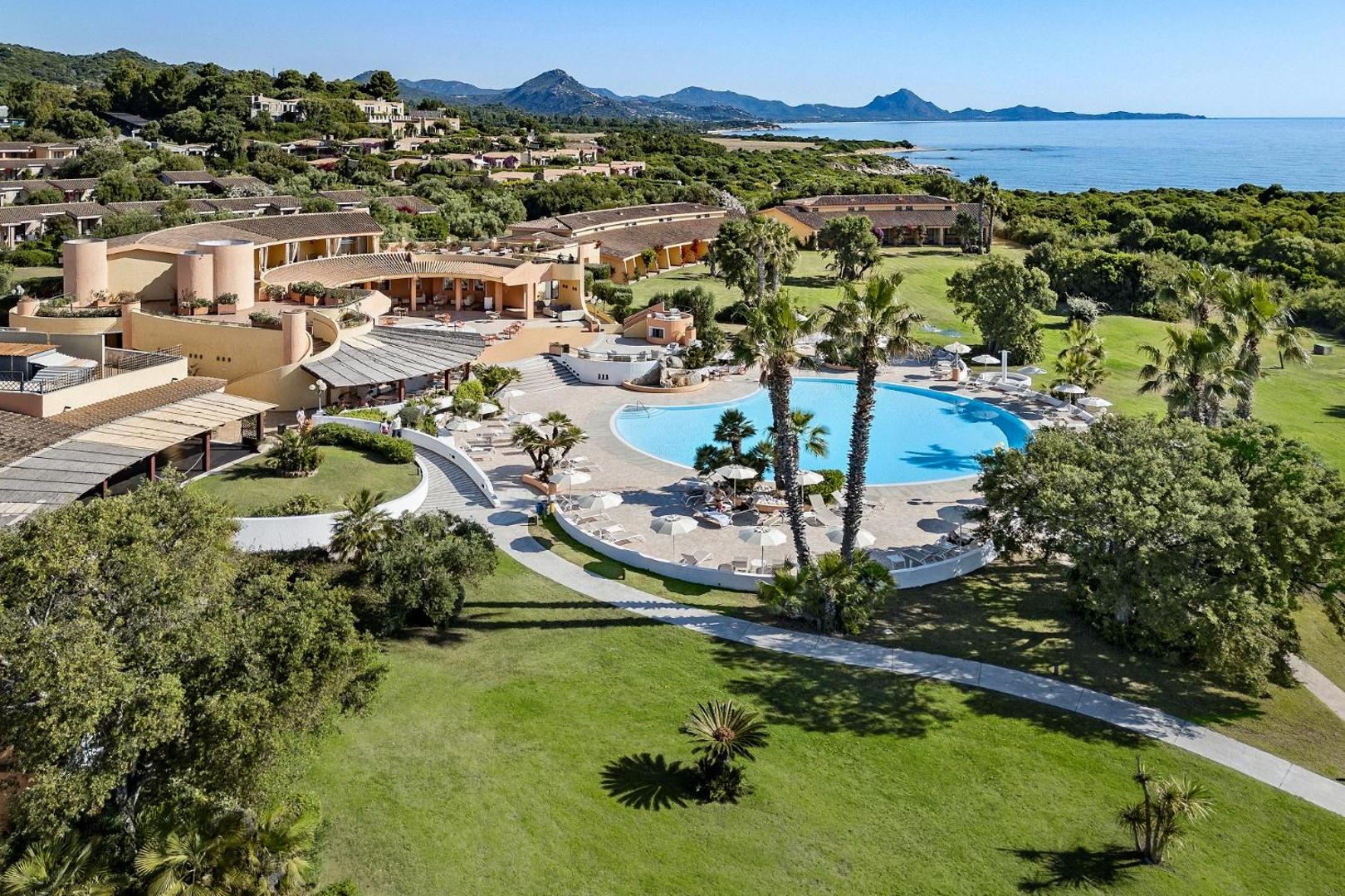 Sant'Elmo Beach Hotel 4