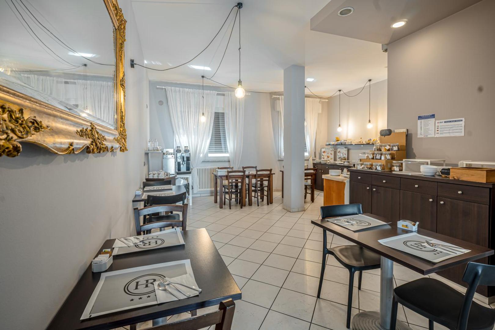 Hotel Rubicone 4