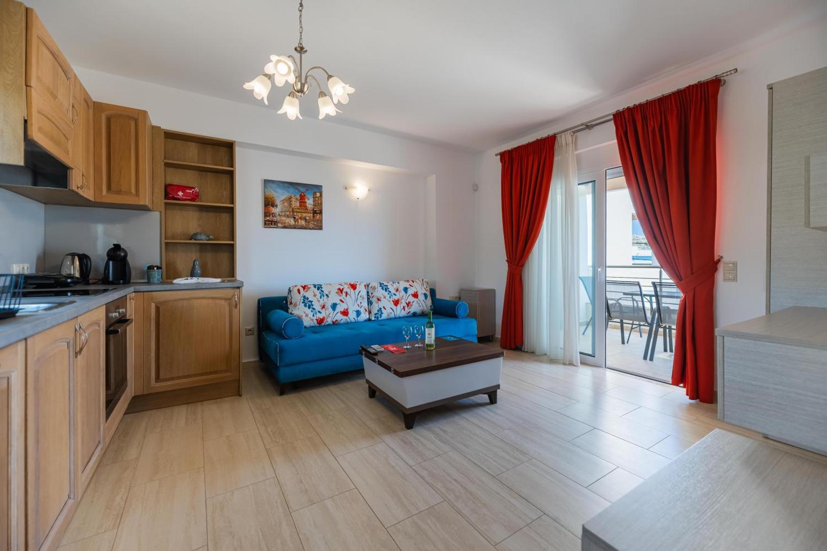 Haraki Bay Hotel and Luxury Apartments 3