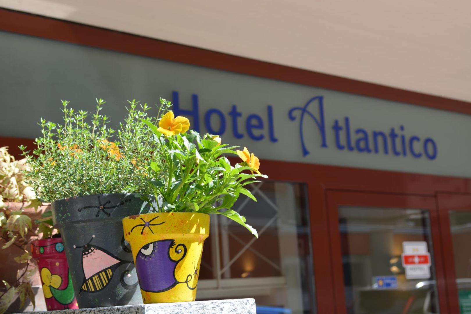Hotel Atlantico self check-in 7