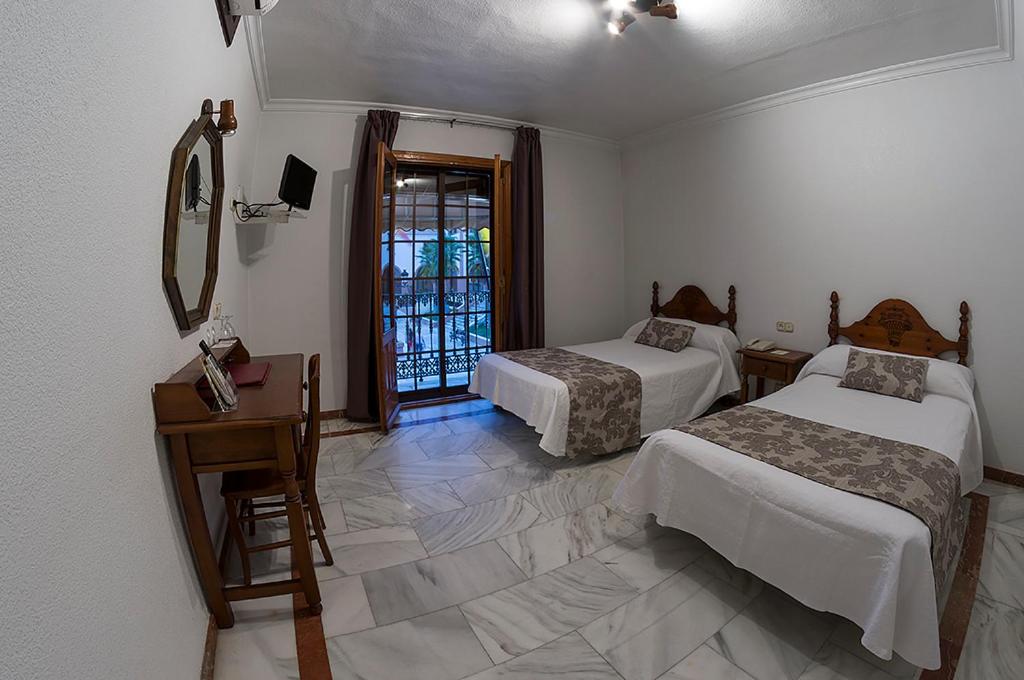Hotel La Pinta 7
