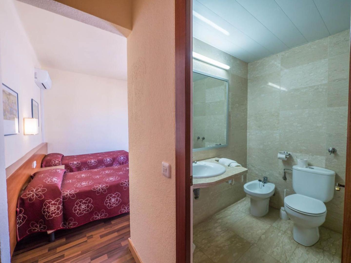 Hotel Golden Sand 4