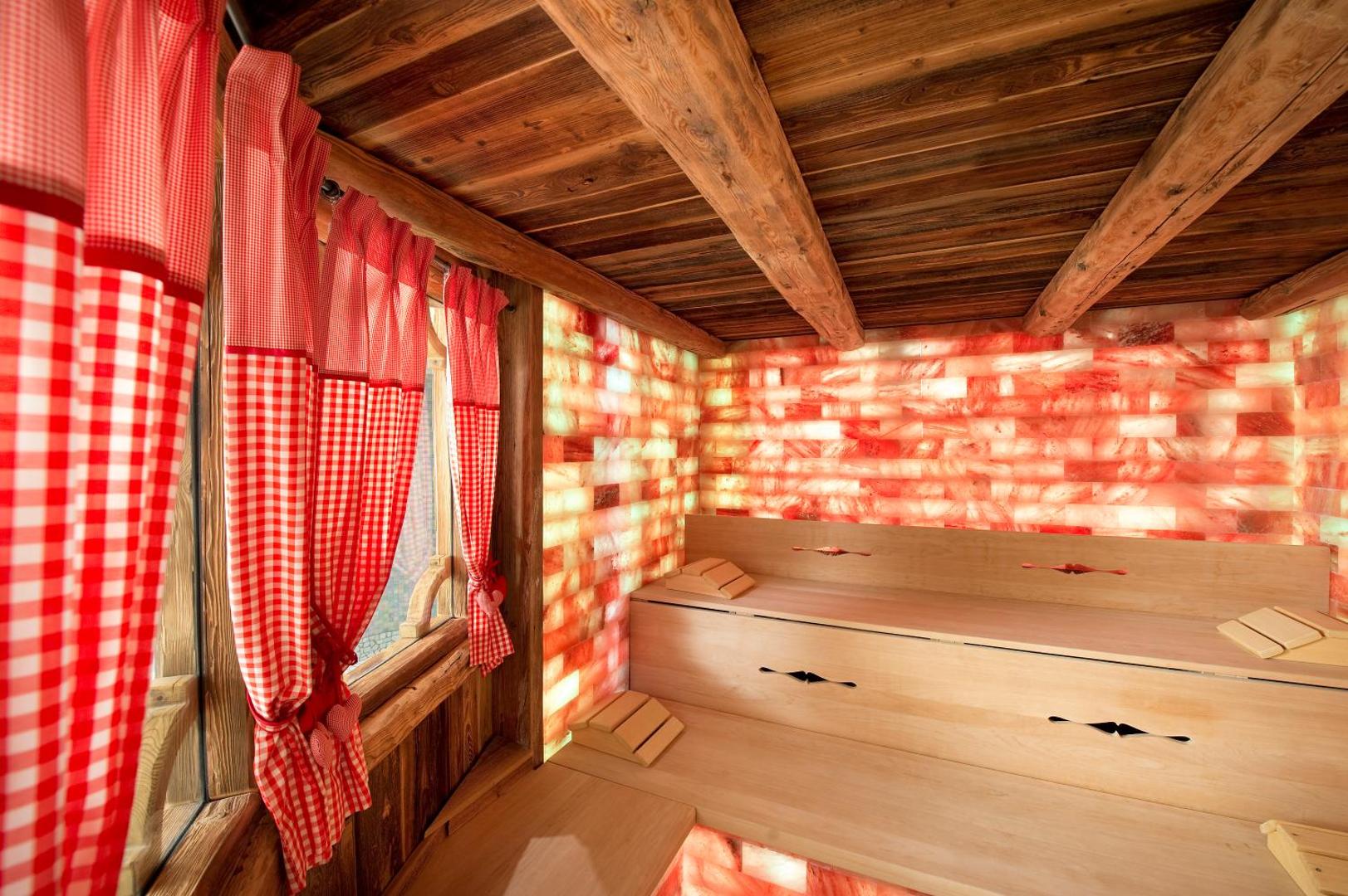 Hotel Zehnerkar & Hotel Obertauern 4