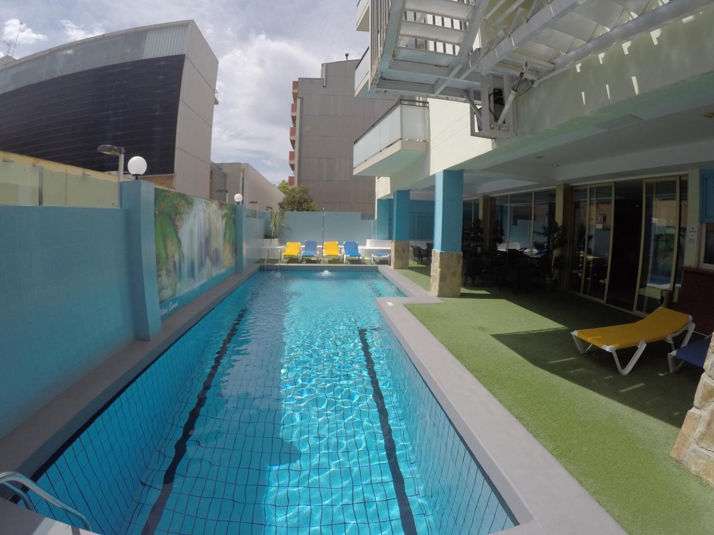 Hotel Golden Sand 5